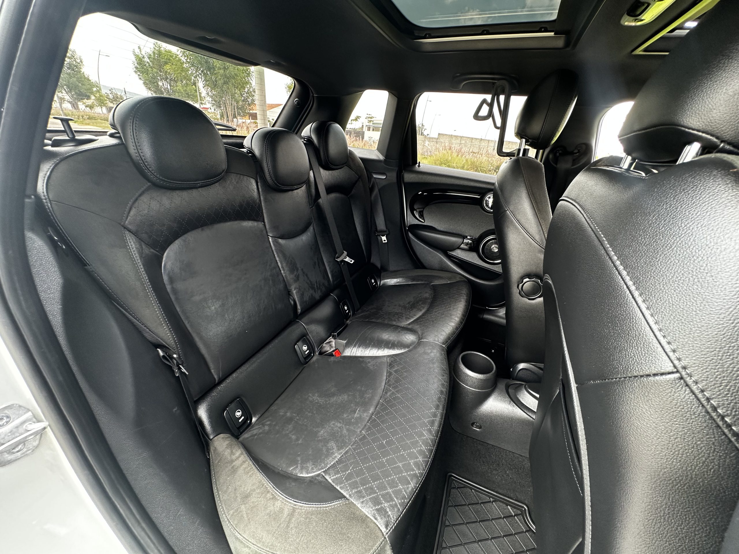 Mini Cooper 2018 Hot Chilli S Automático Plata