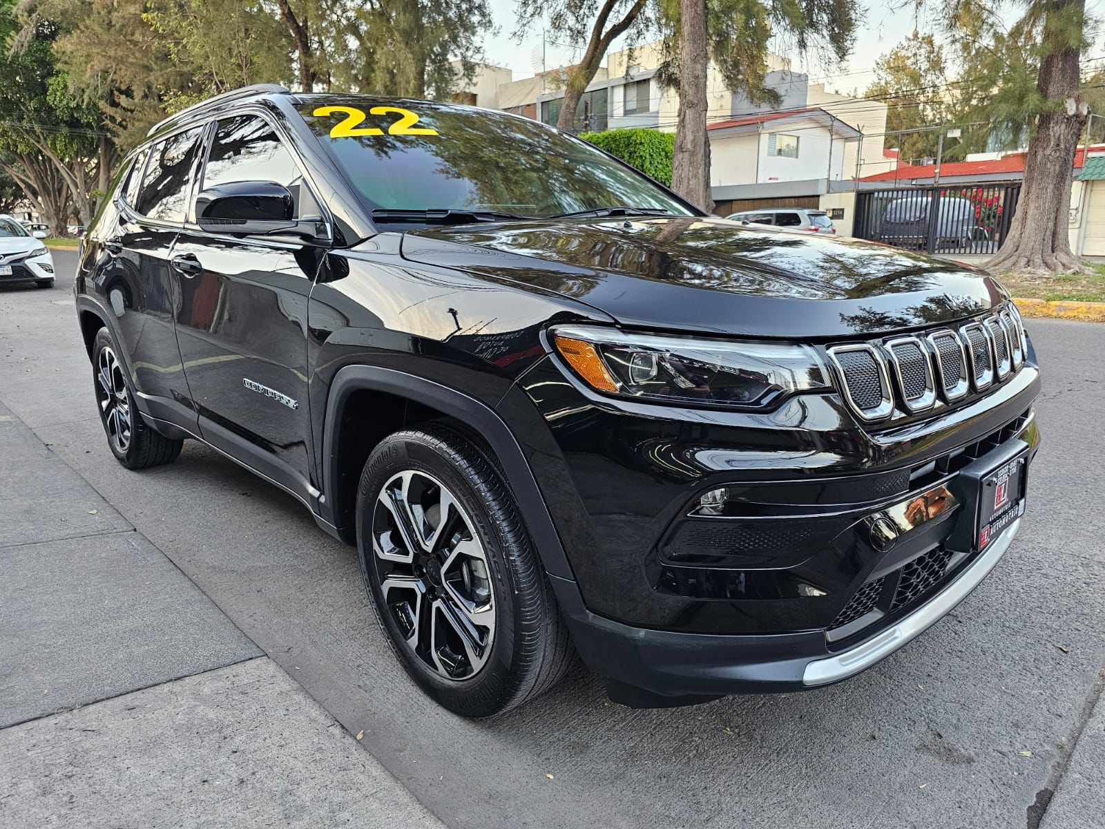 Jeep Compass 2022 LIMITED PREMIUM Automático Negro