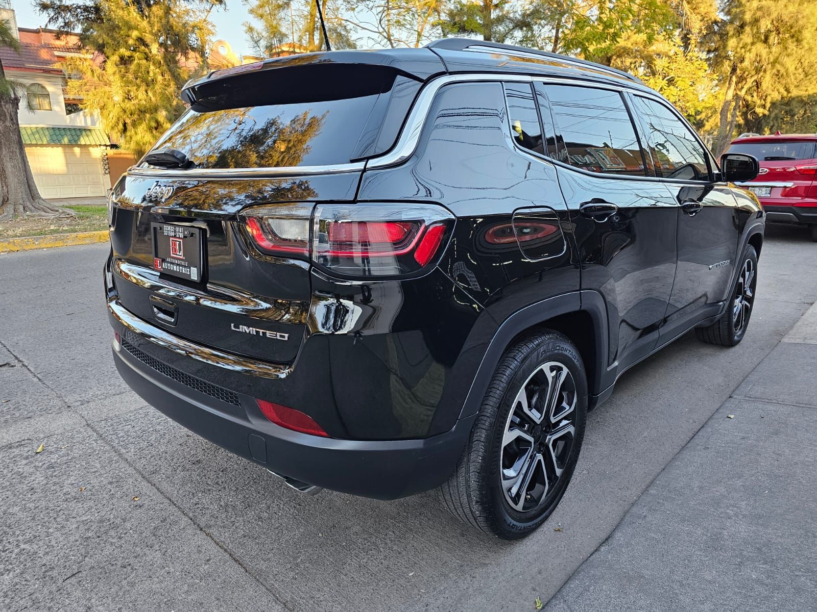 Jeep Compass 2022 LIMITED PREMIUM Automático Negro