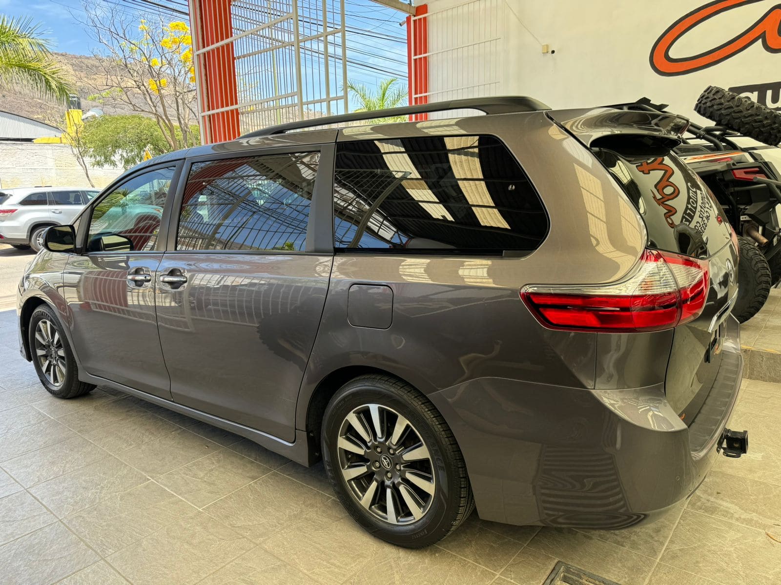 Toyota Sienna Limited 2019