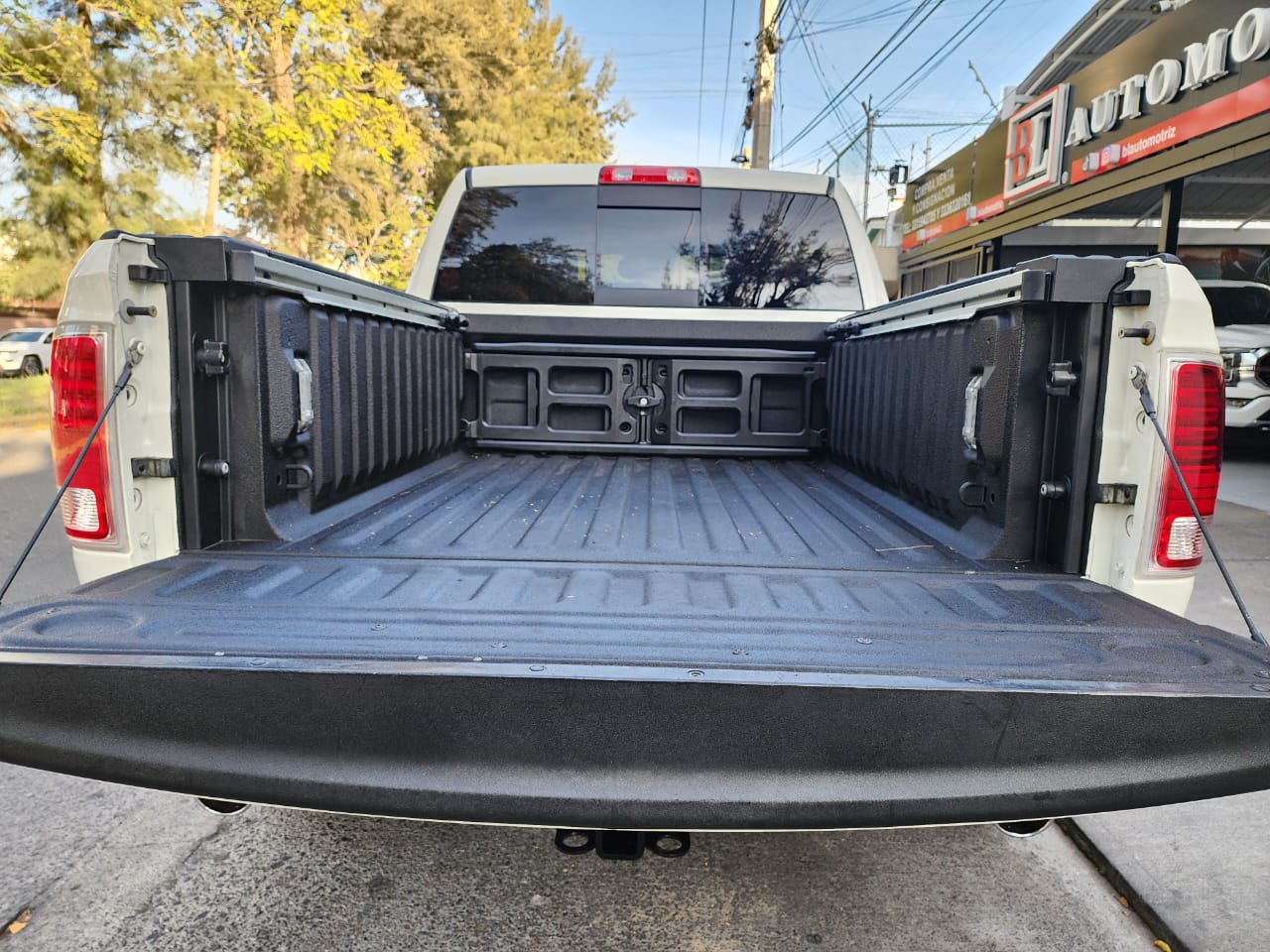 Dodge RAM 2016 LARAMIE LIMITED Automático Blanco