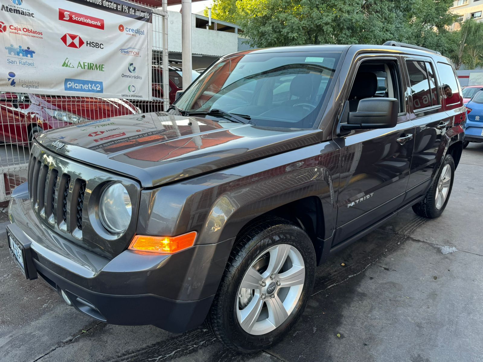 Jeep Patriot 2014 Latitude Automático Gris