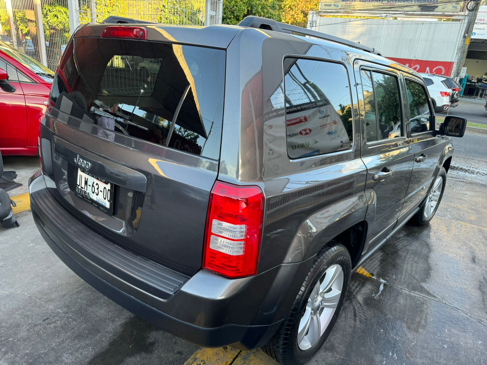 Jeep Patriot 2014 Latitude Automático Gris