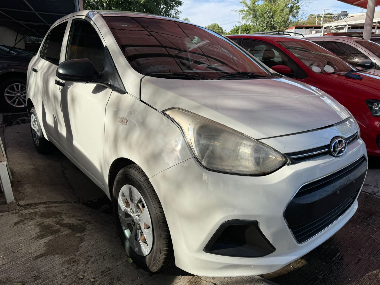 Hyundai Grand i10 2016 GL Mid Manual Blanco