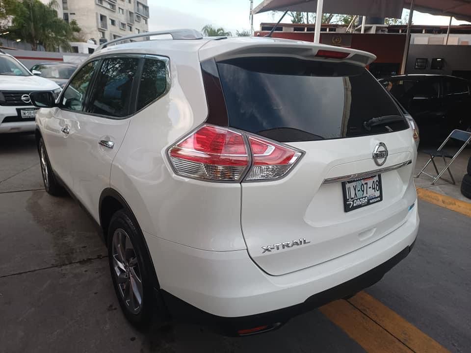 Nissan X-Trail 2015 Advance Automático Blanco