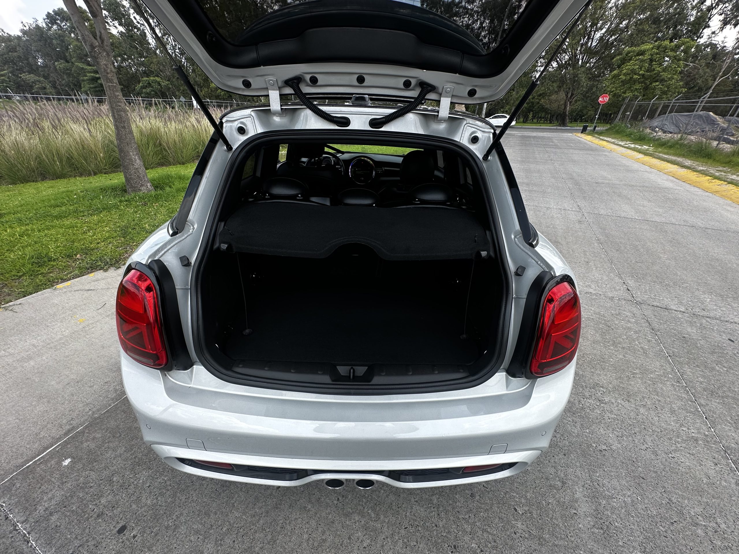 Mini Cooper 2018 Hot Chilli S Automático Plata