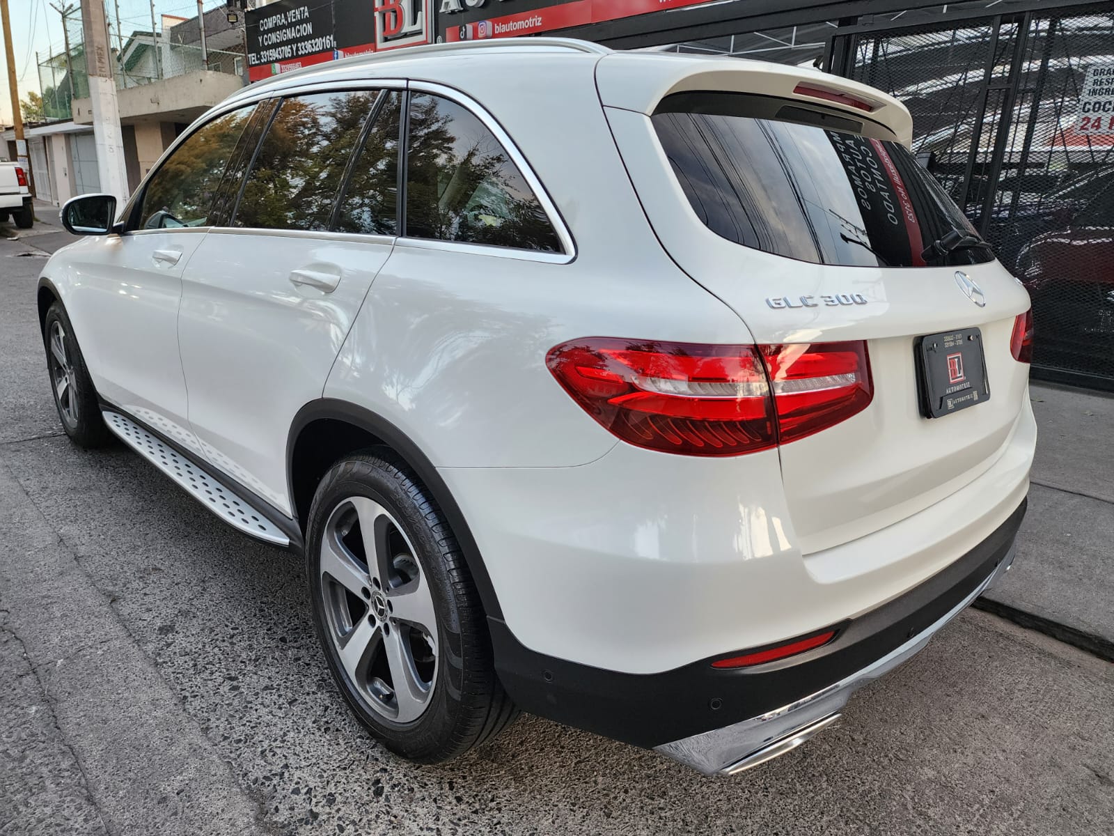 Mercedes-Benz Clase GLC 2018 OFF ROAD Automático Blanco