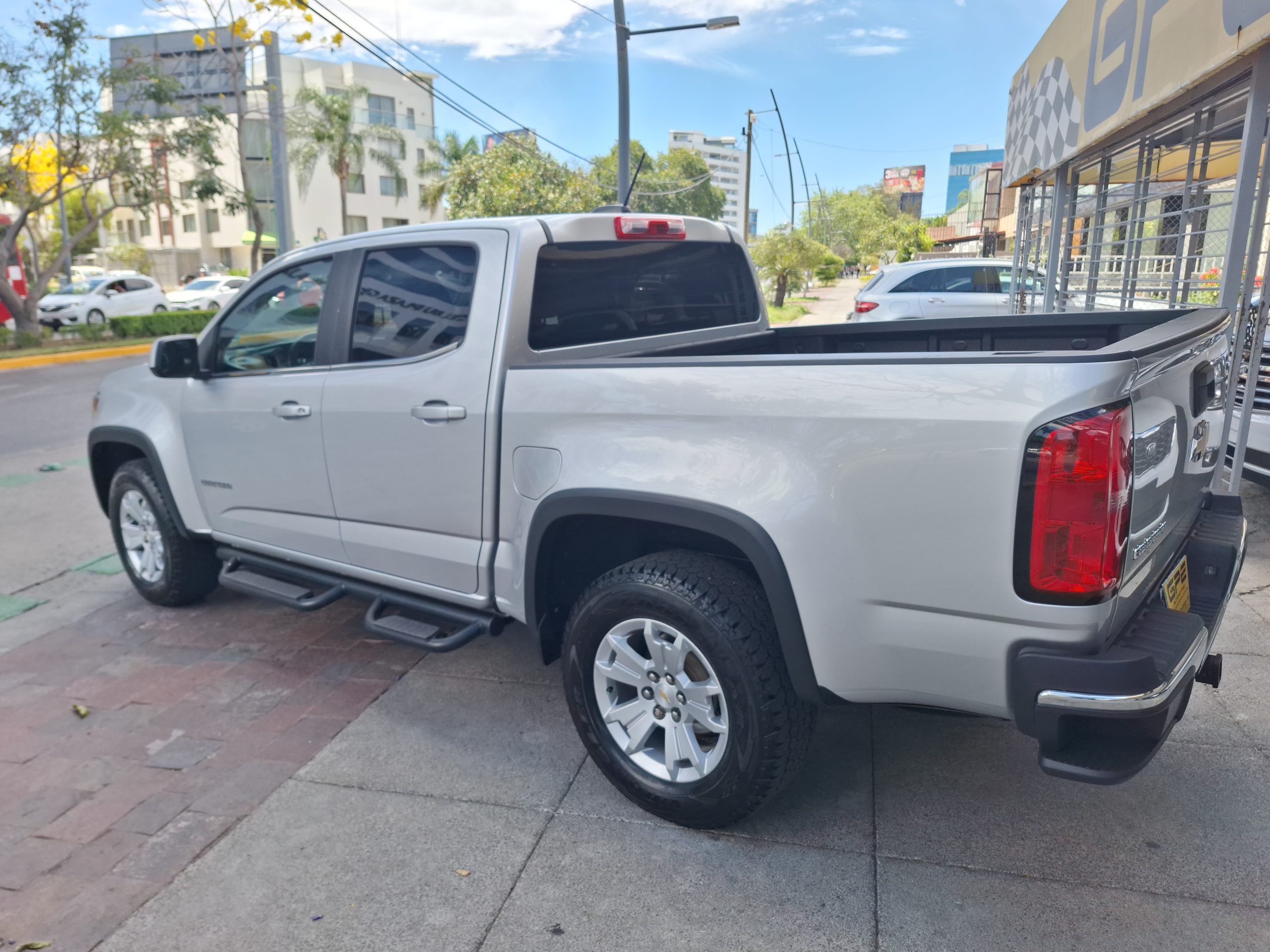 Chevrolet Colorado 2020 Lt Automático Plata