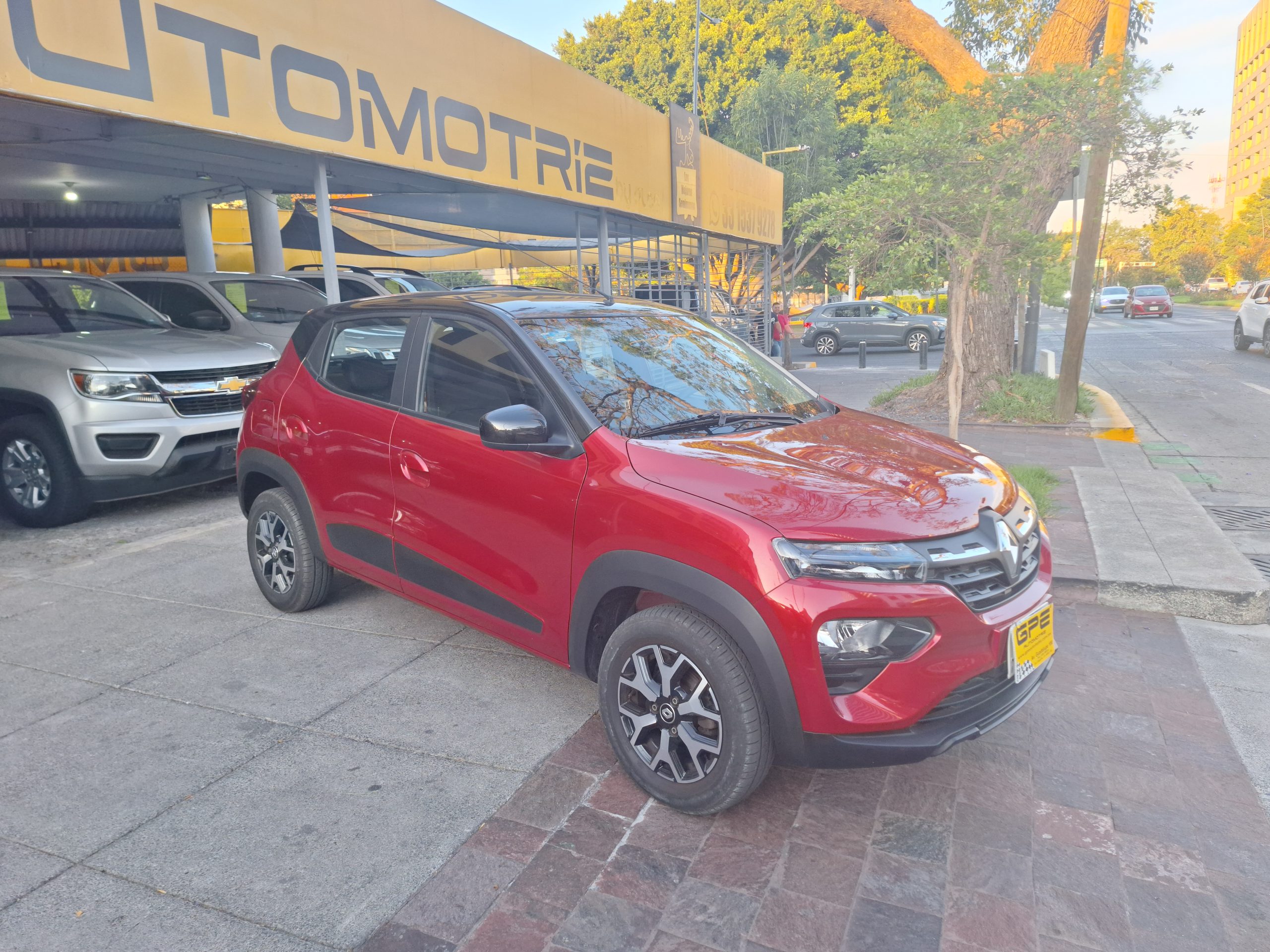 Renault Kwid 2023 Bitono Manual Rojo