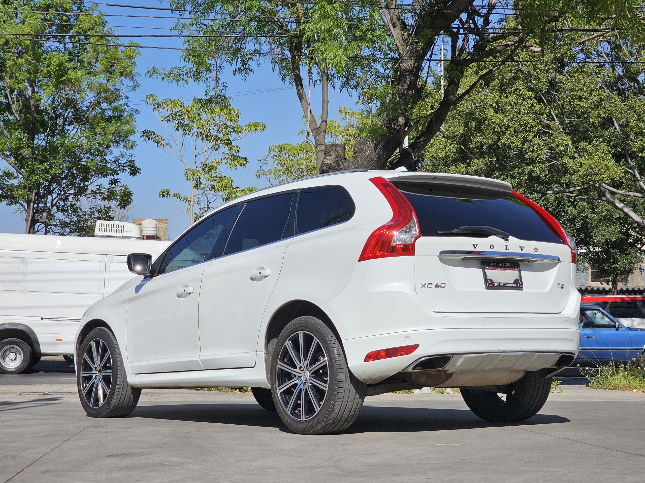 Volvo XC60 2015 T5 Inspiration Automático Blanco