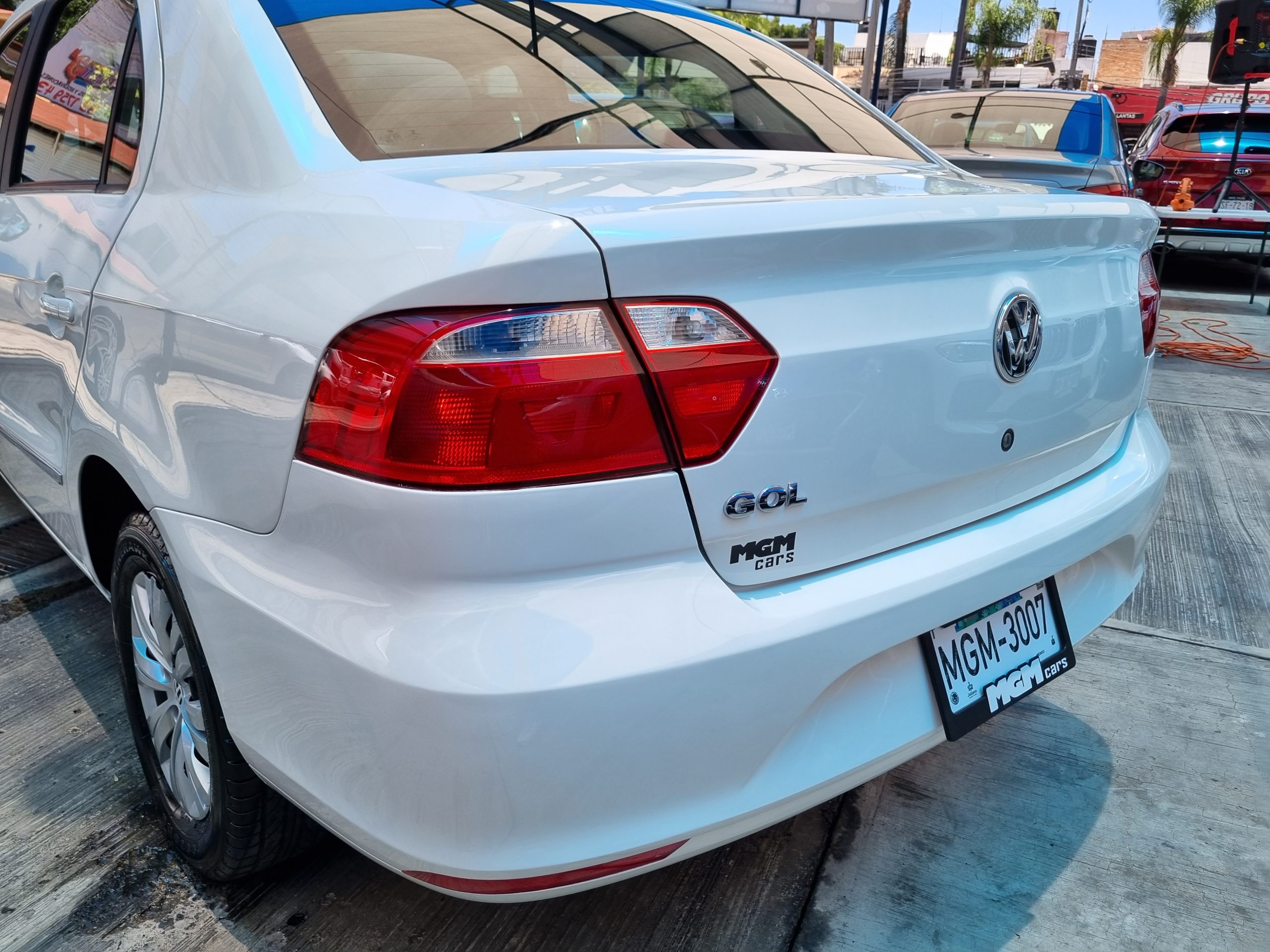 Volkswagen Gol 2018 TRENDLINE Manual Blanco