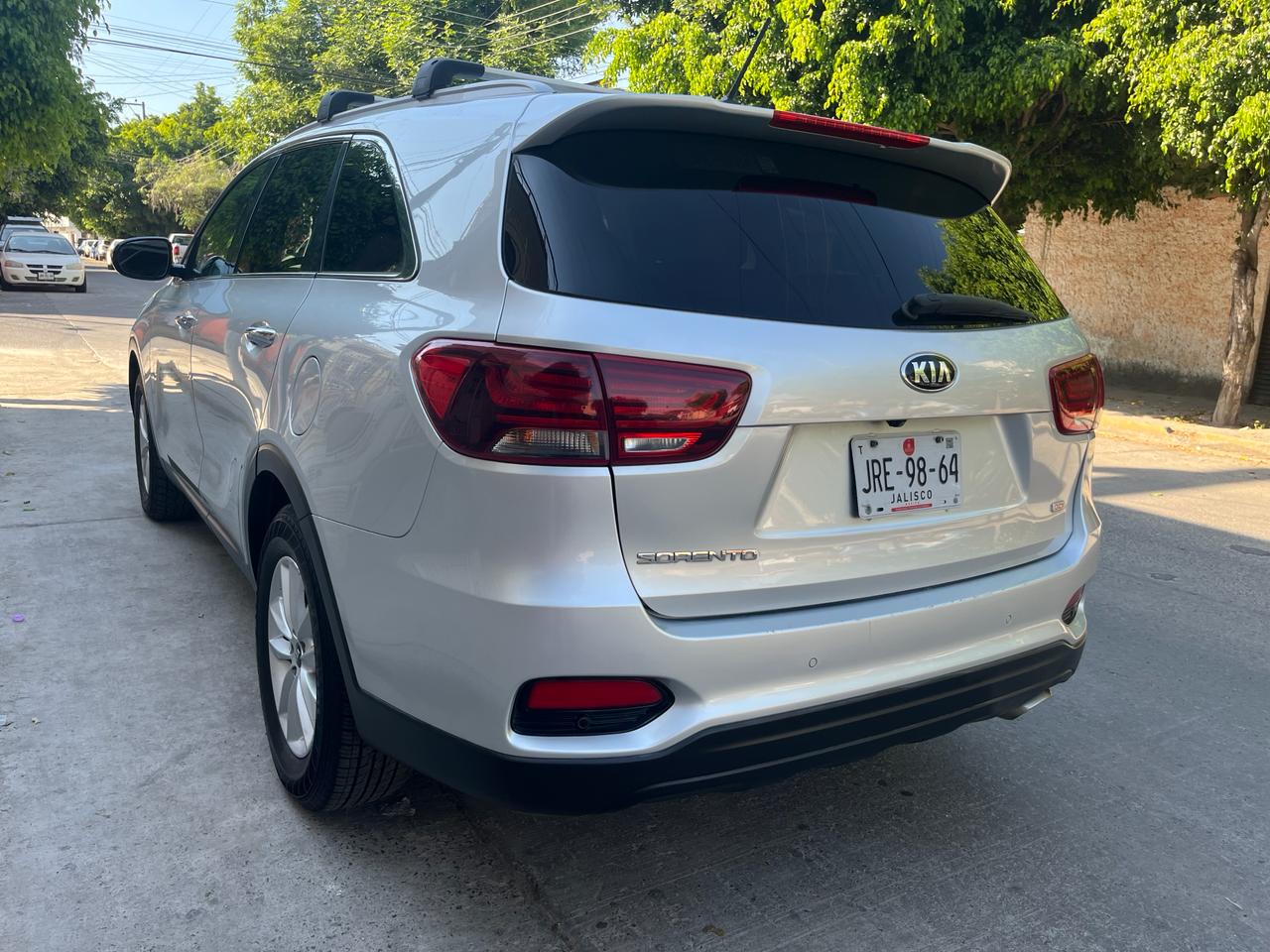 Kia Sorento 2019 LX Automático Plata