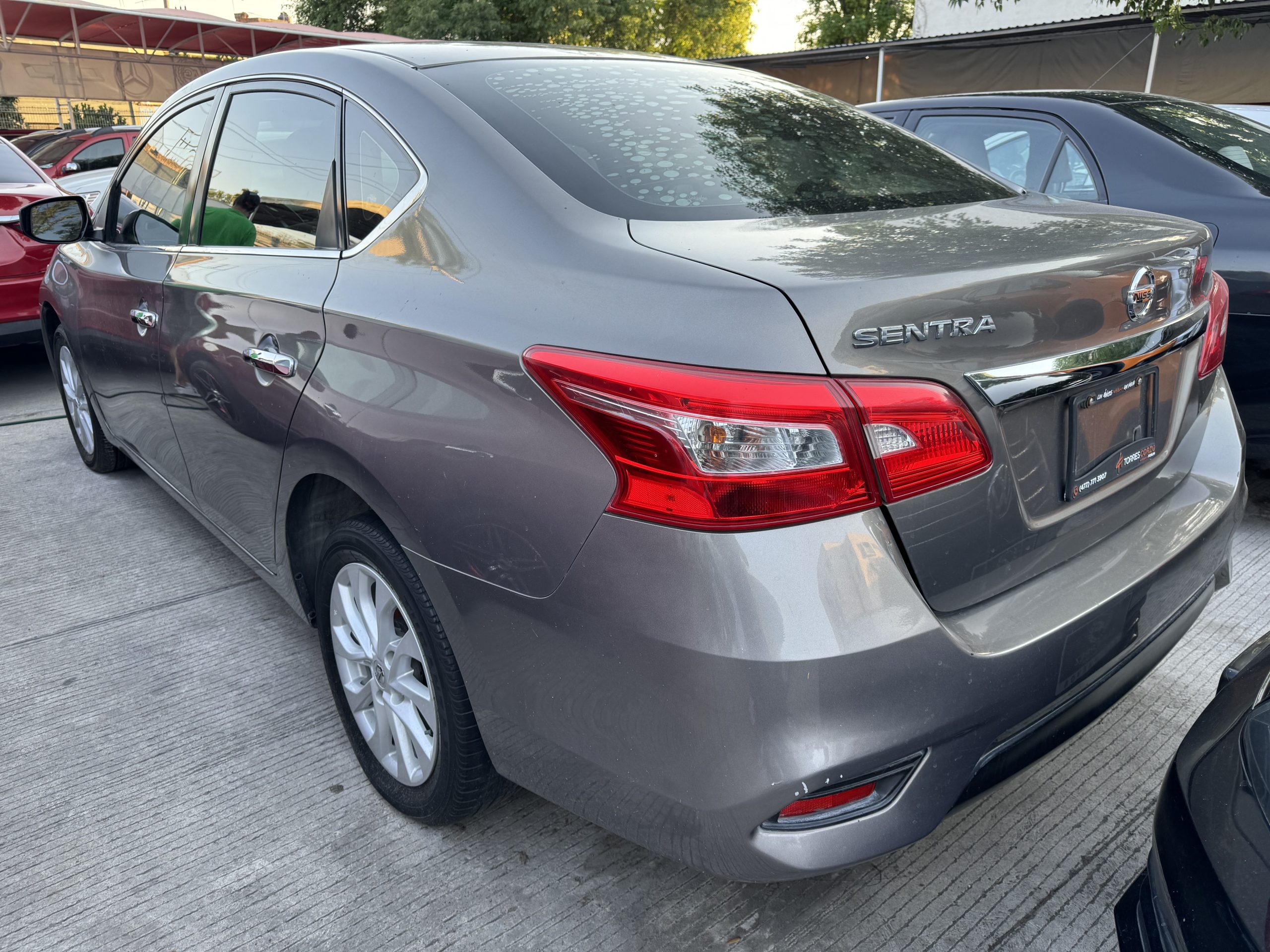 Nissan Sentra 2018 Sense Manual Gris