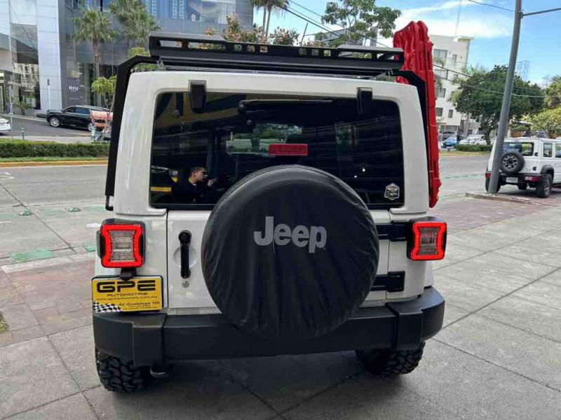 Jeep Wrangler 2018 Unlimited Sport Automático Blanco