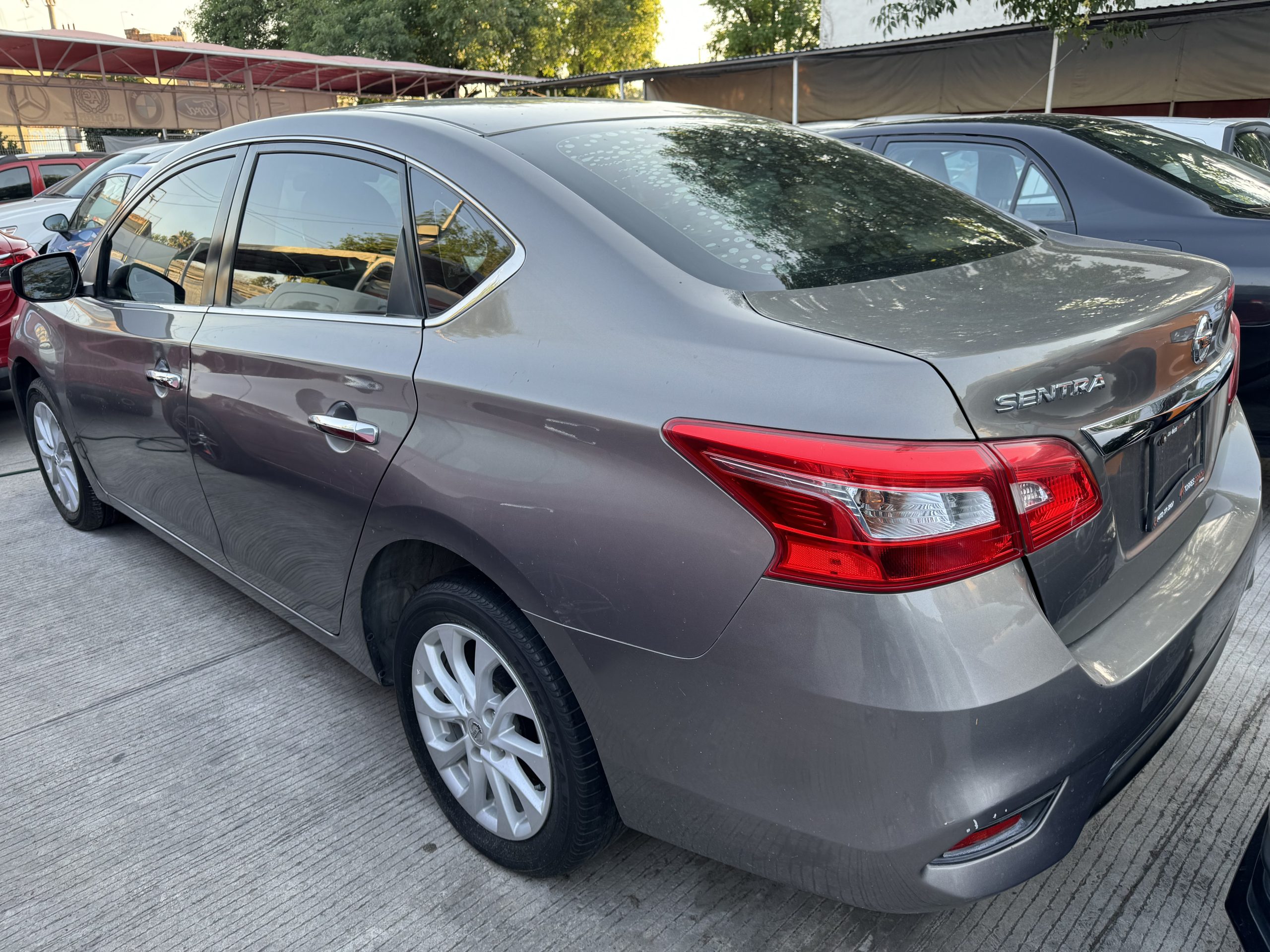 Nissan Sentra 2018 Sense Manual Gris