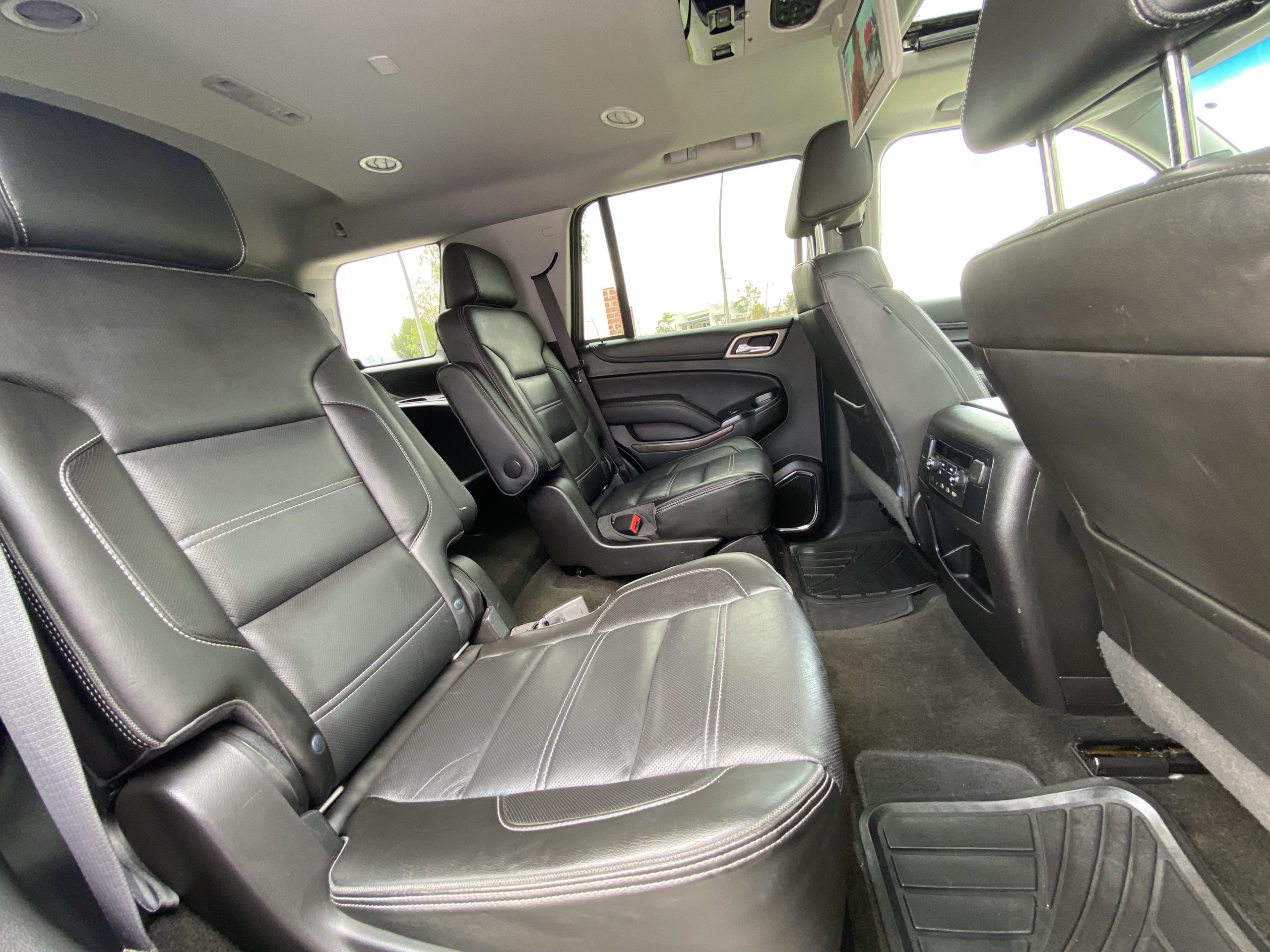 GMC Yukon 2018 DENALI Automático Blanco