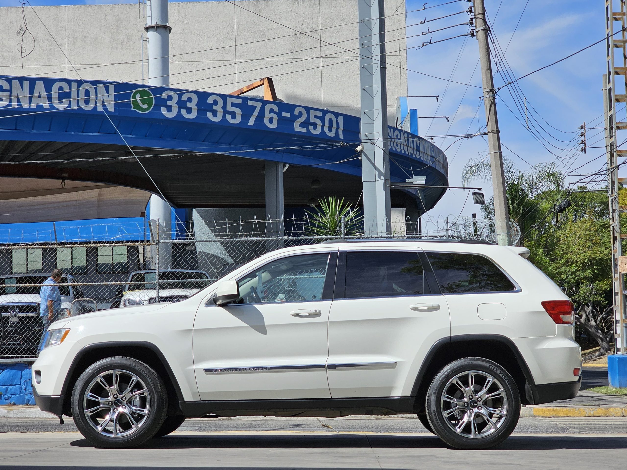 Jeep Grand Cherokee 2012 Limited V6 Automático Blanco