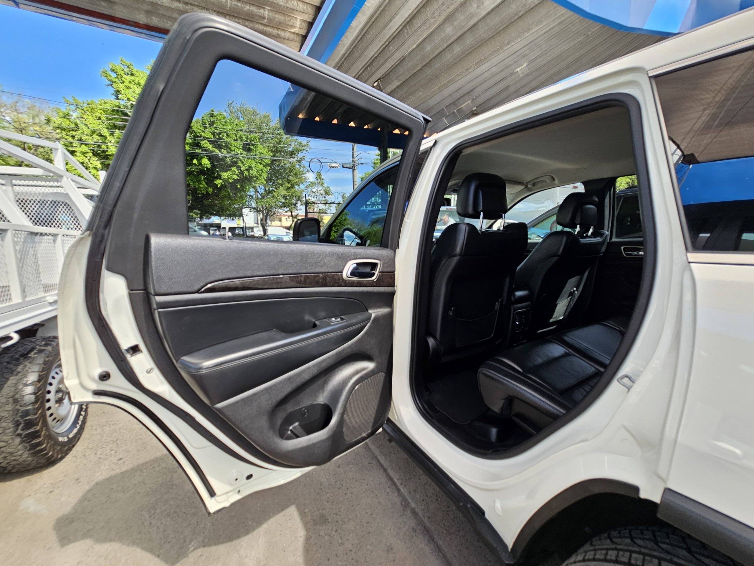 Jeep Grand Cherokee 2012 Limited V6 Automático Blanco