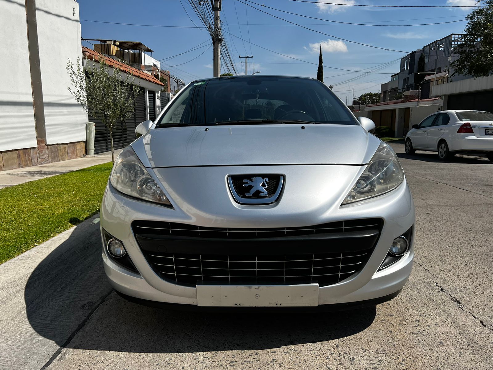 Peugeot 207 2013 FELINE Manual Plata