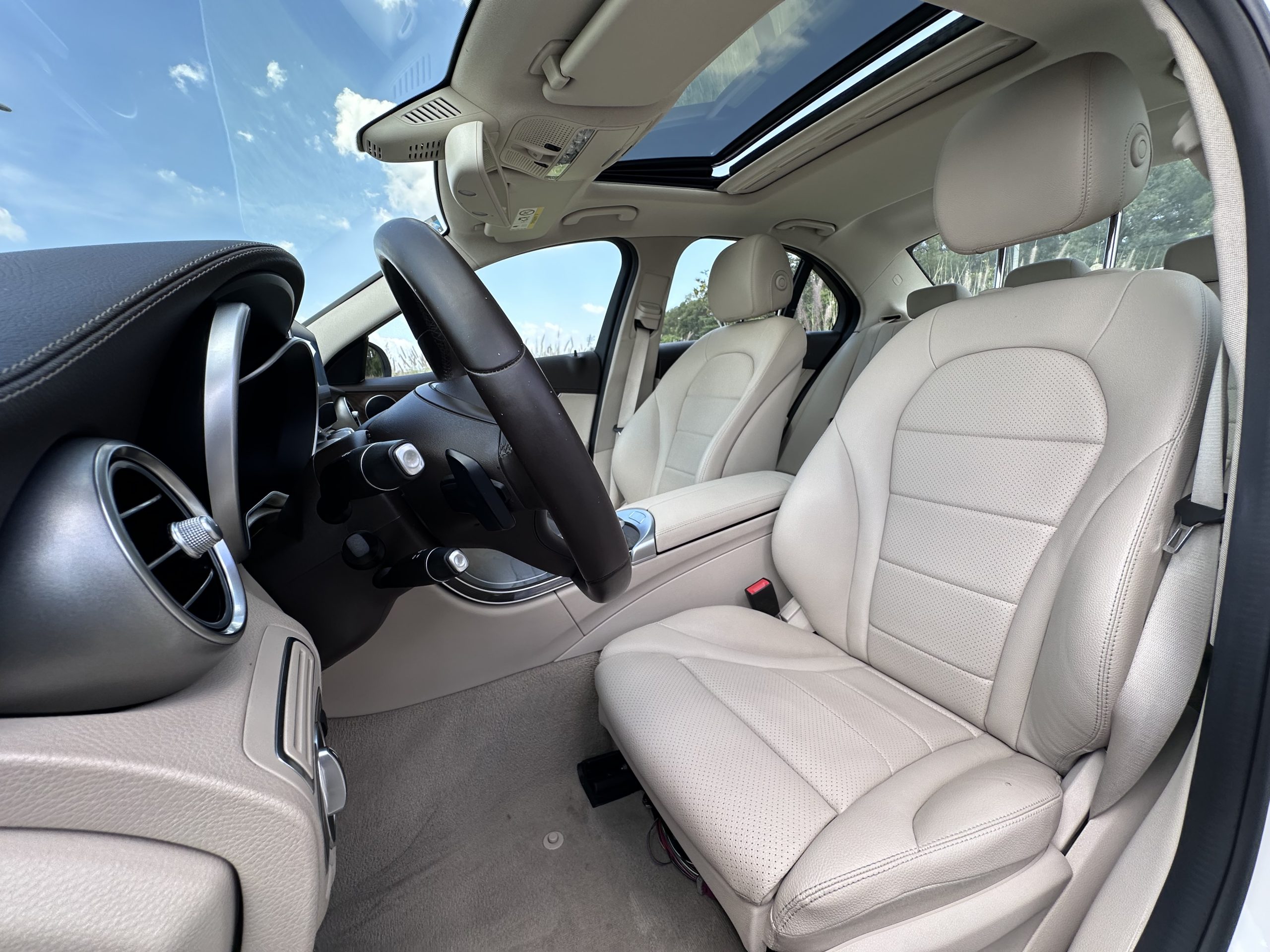 Mercedes-Benz Clase C 2017 200 Exclusive Automático Blanco