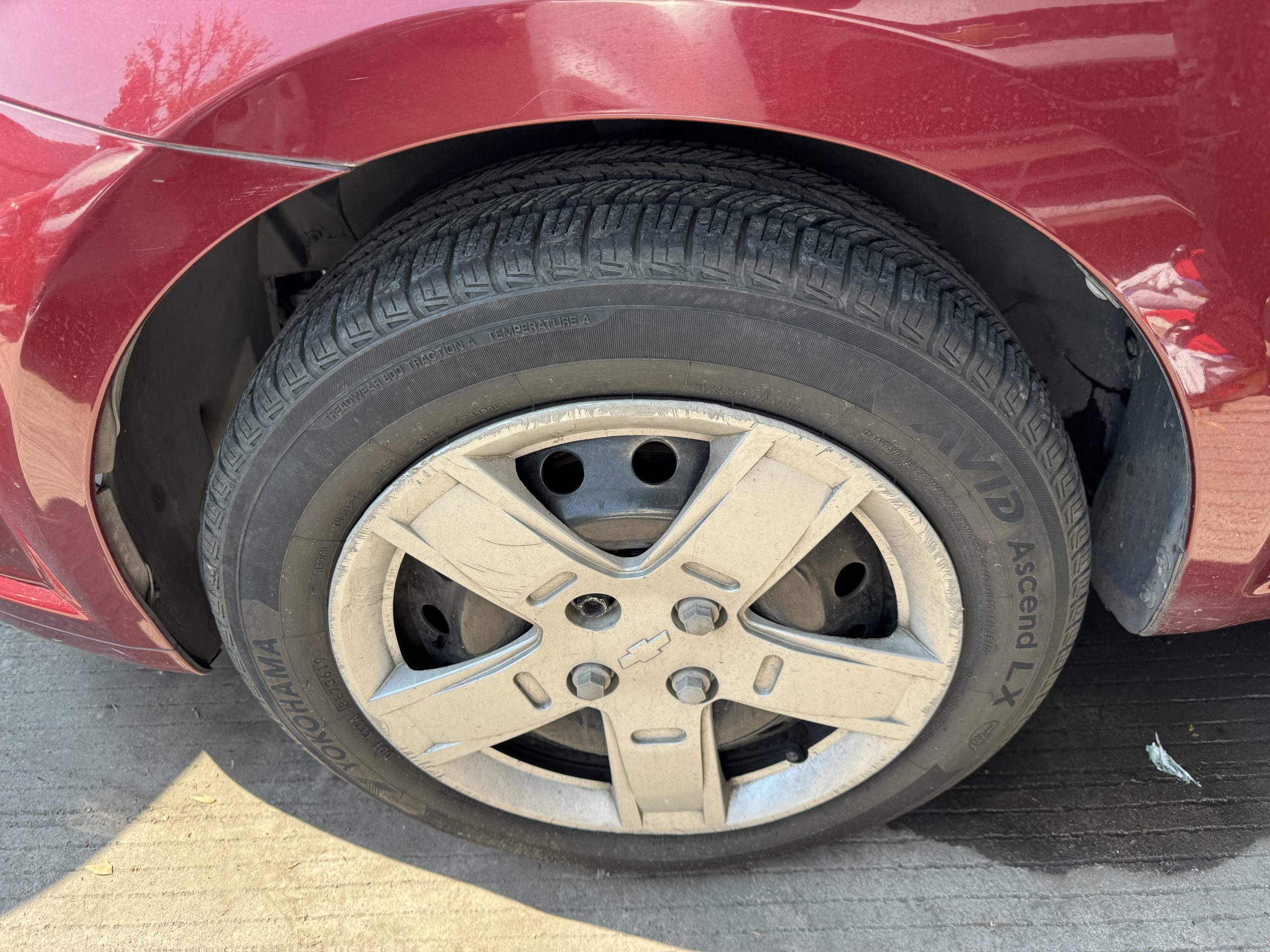 Chevrolet Aveo 2013 Ls Automático Rojo