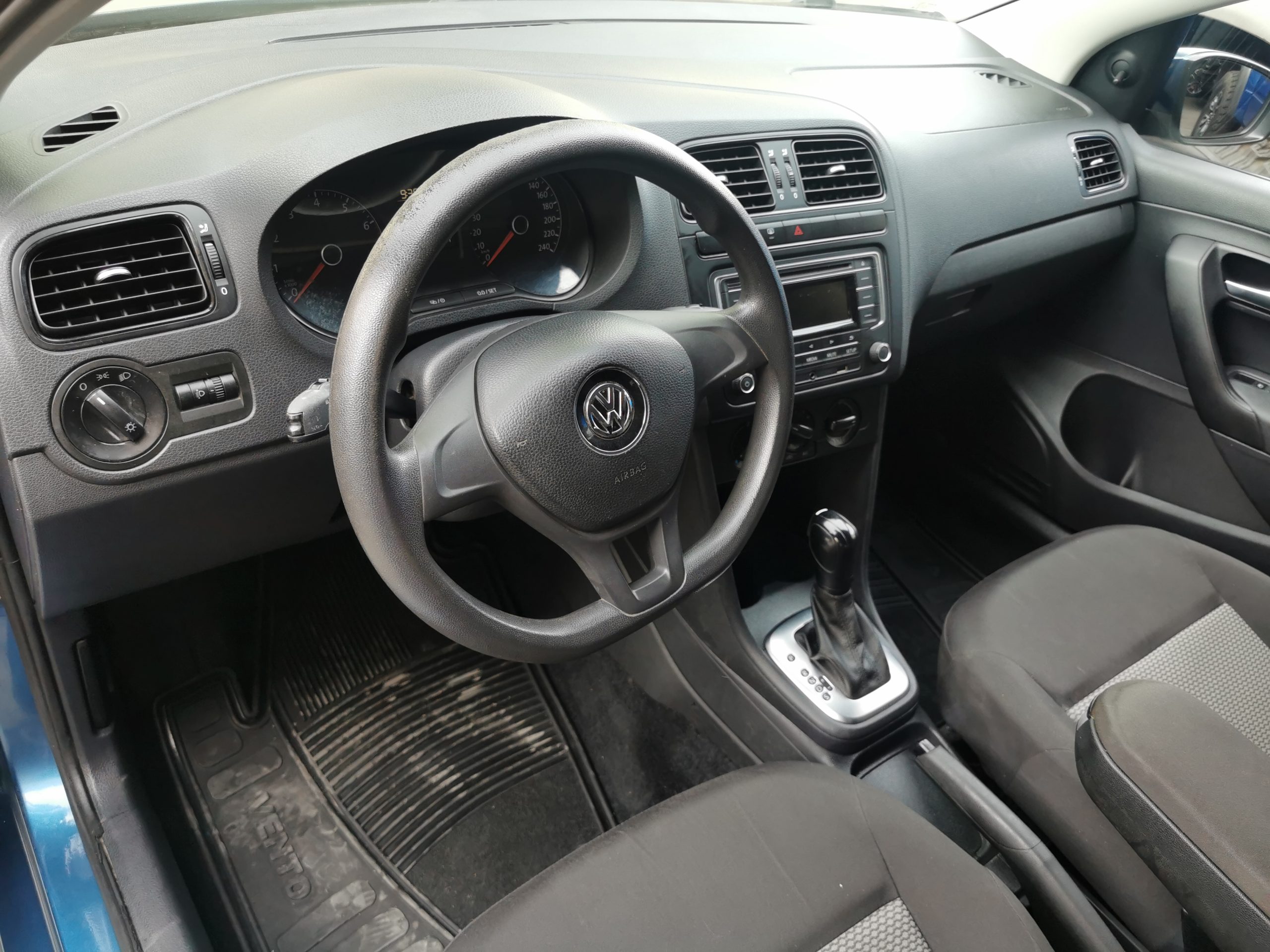 Volkswagen Vento 2018 CONFORLINE Automático Azul