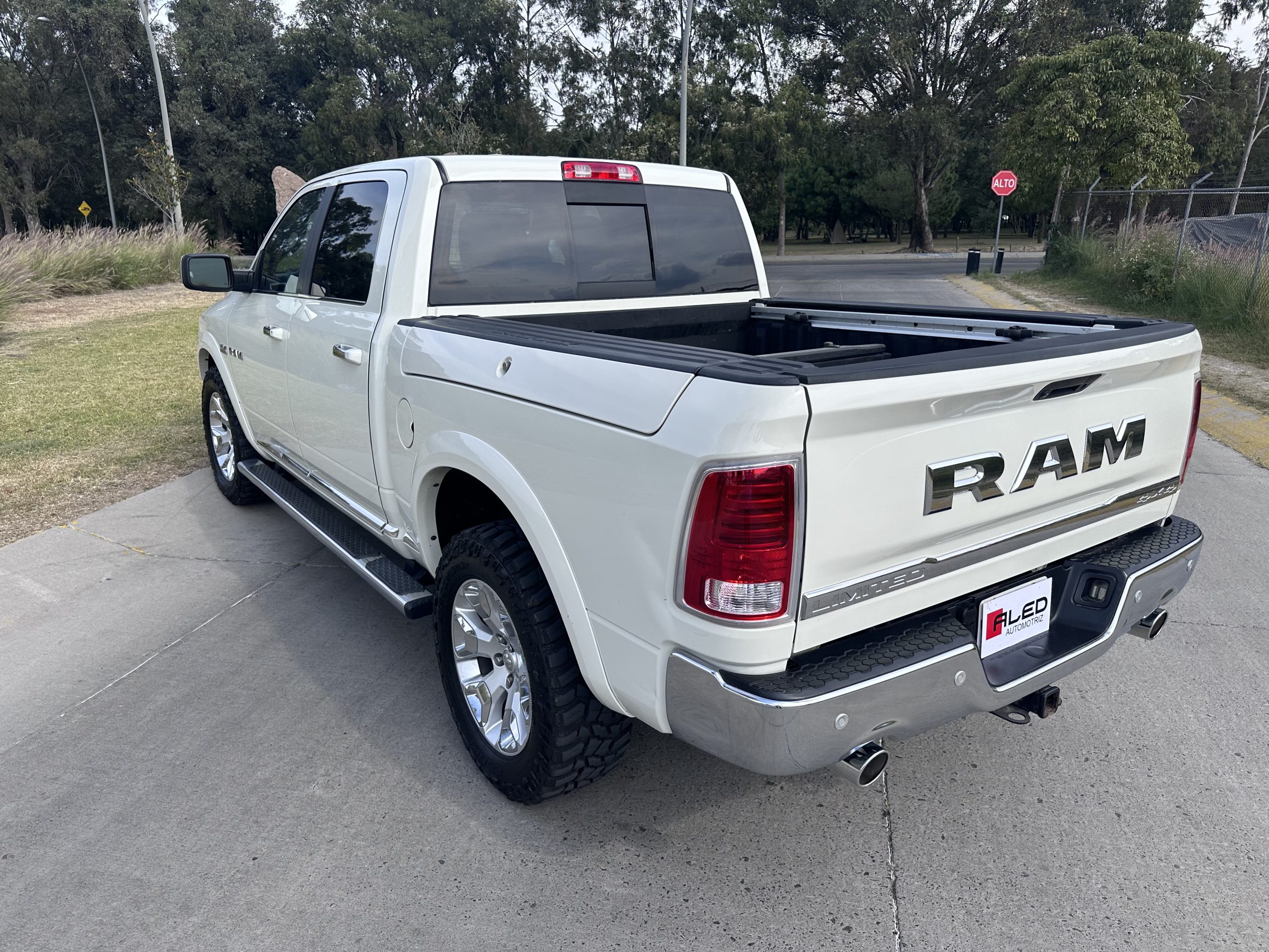 Dodge RAM 2016 Limited Automático Blanco