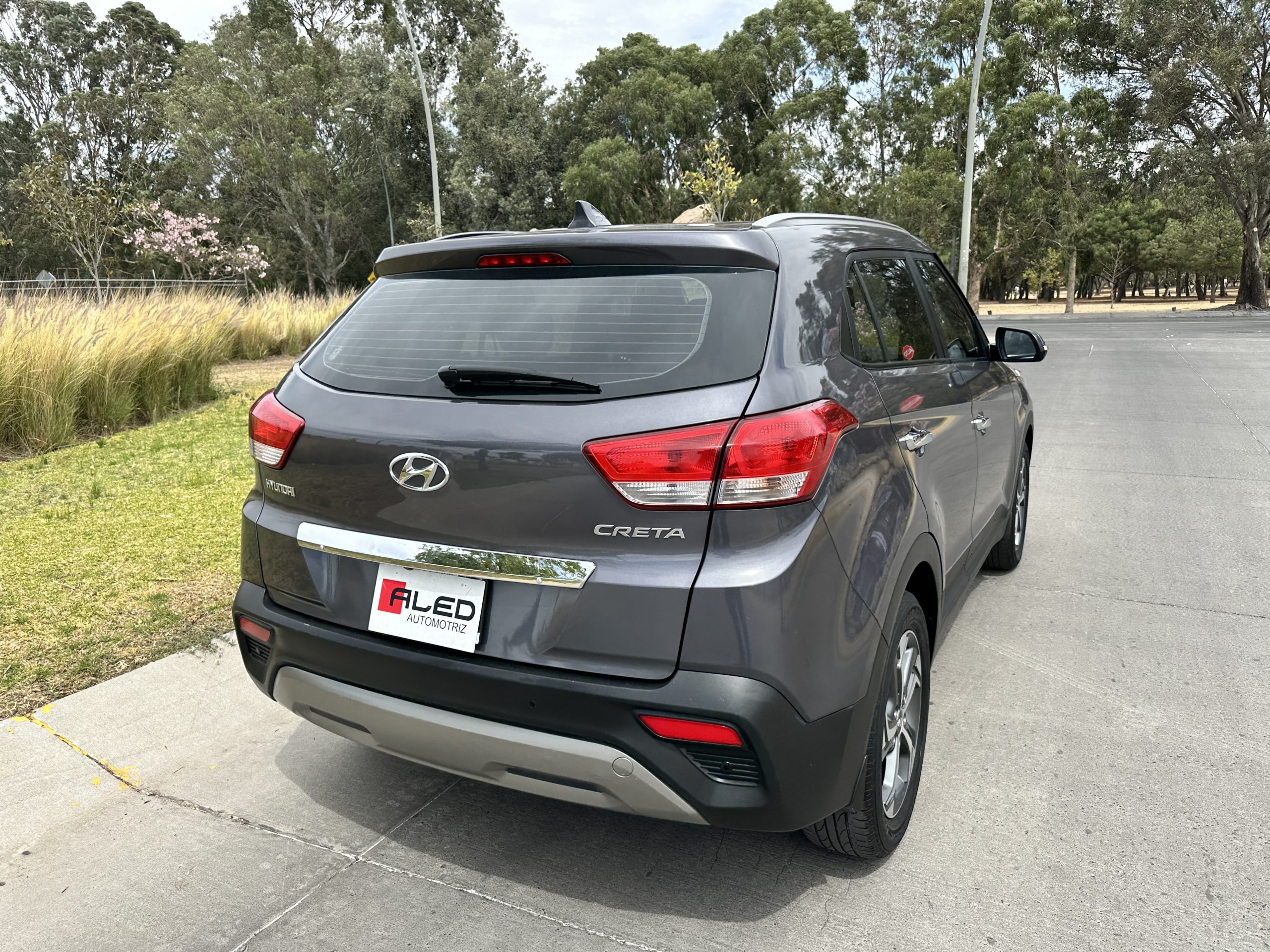 Hyundai Creta 2019 LIMITED Automático Gris