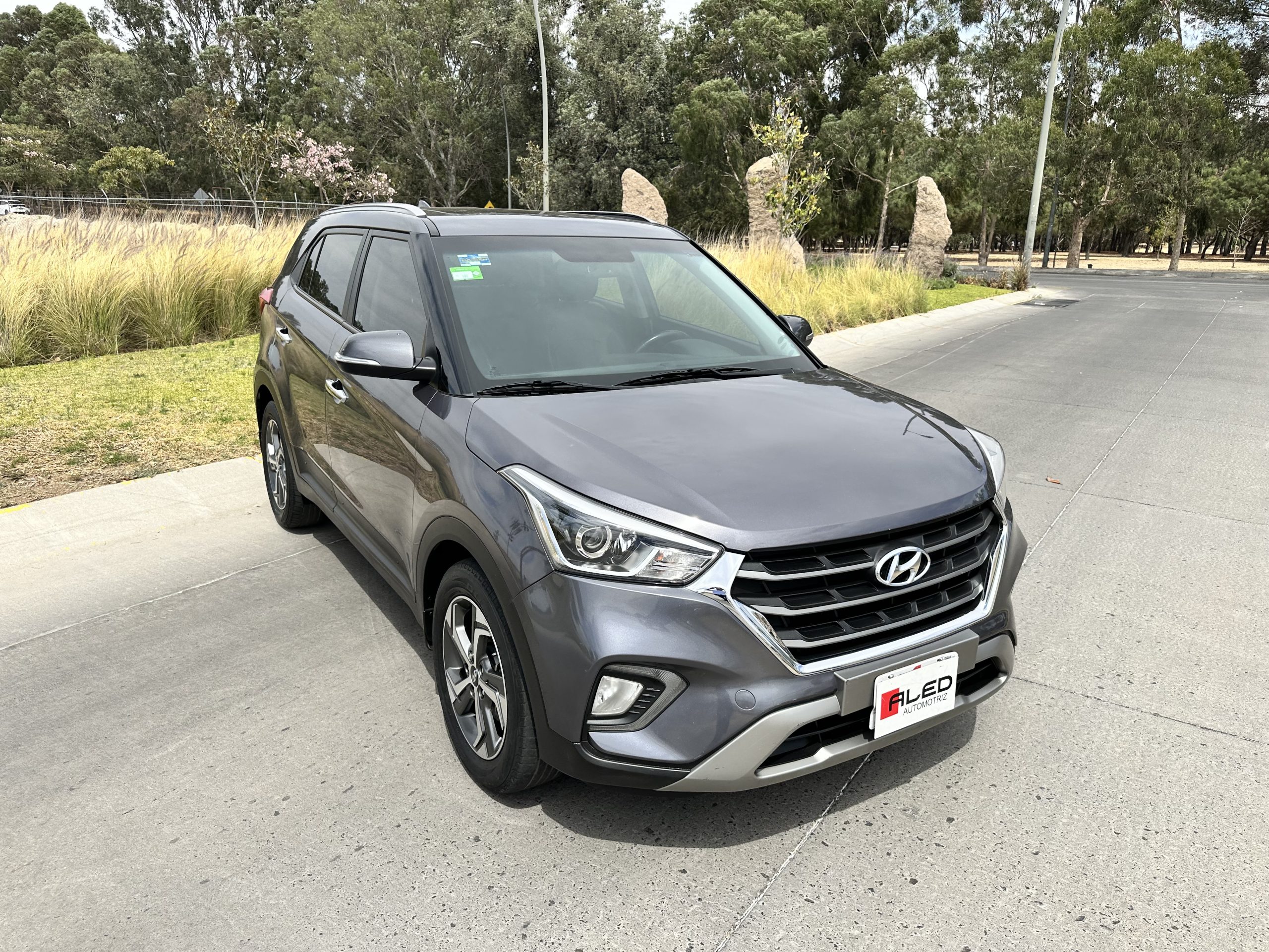 Hyundai Creta 2019 LIMITED Automático Gris