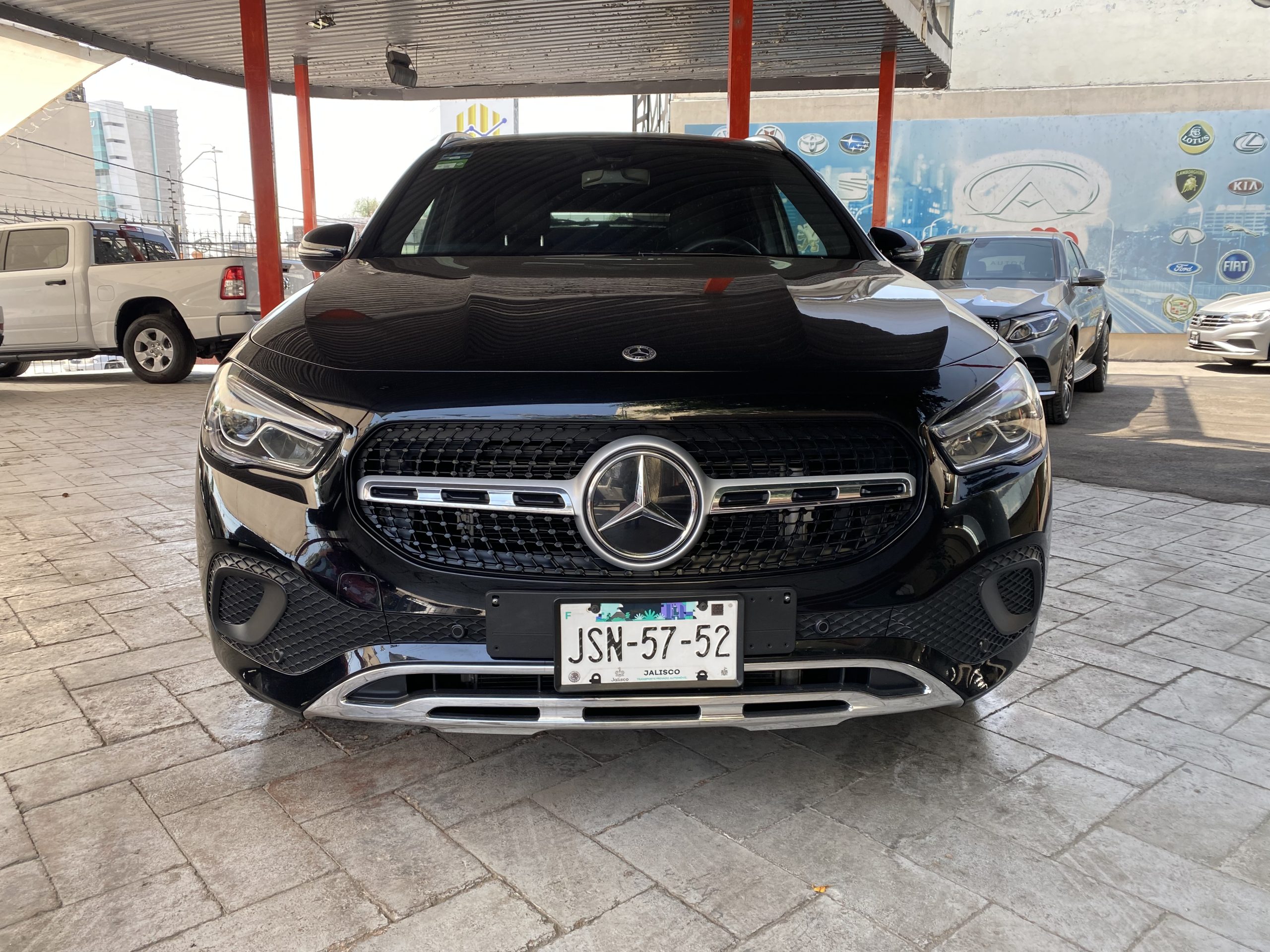 Mercedes-Benz Clase GLA 2021 GLA PROGRESSIVE TP Automático Negro