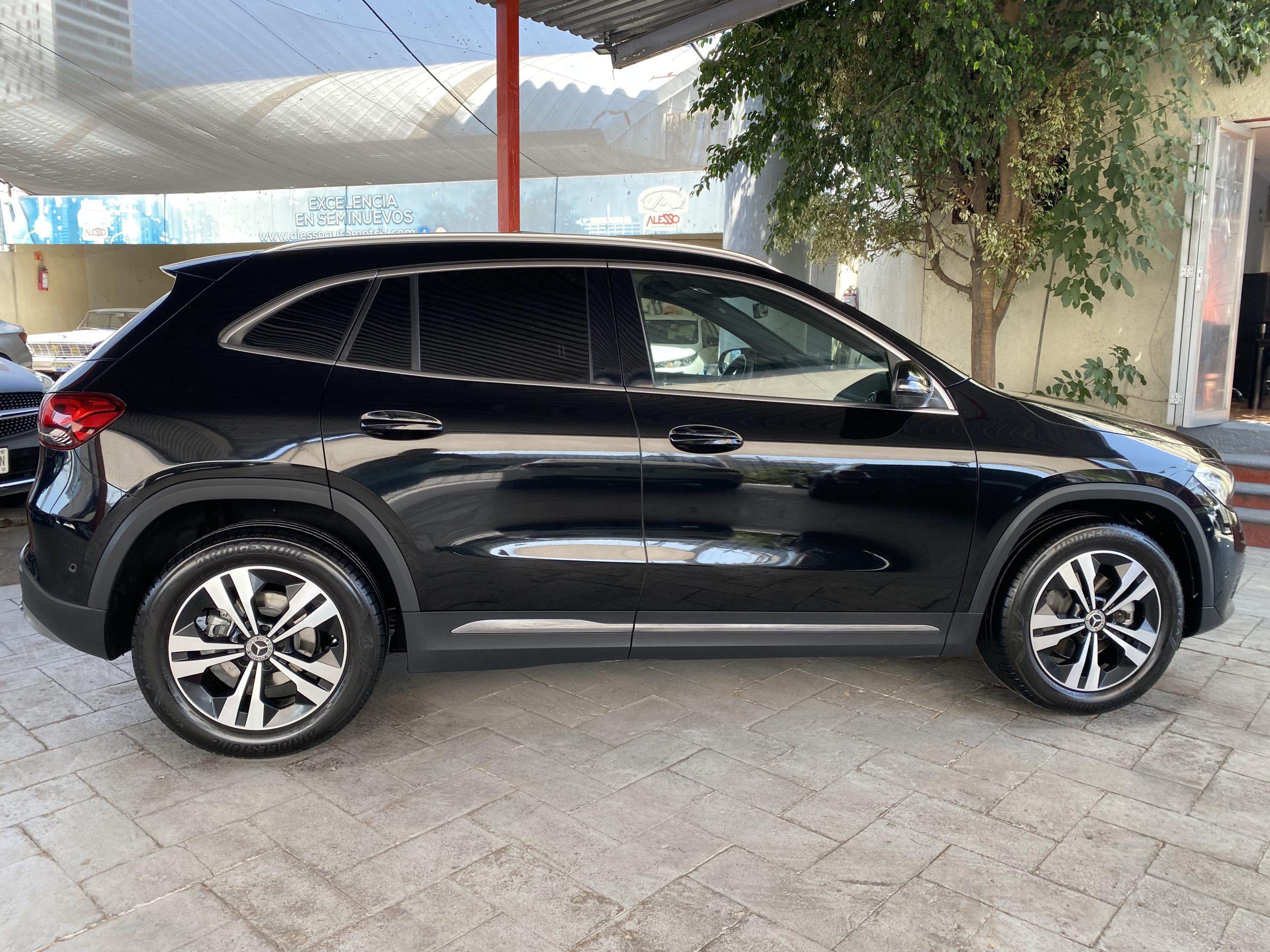 Mercedes-Benz Clase GLA 2021 GLA PROGRESSIVE TP Automático Negro