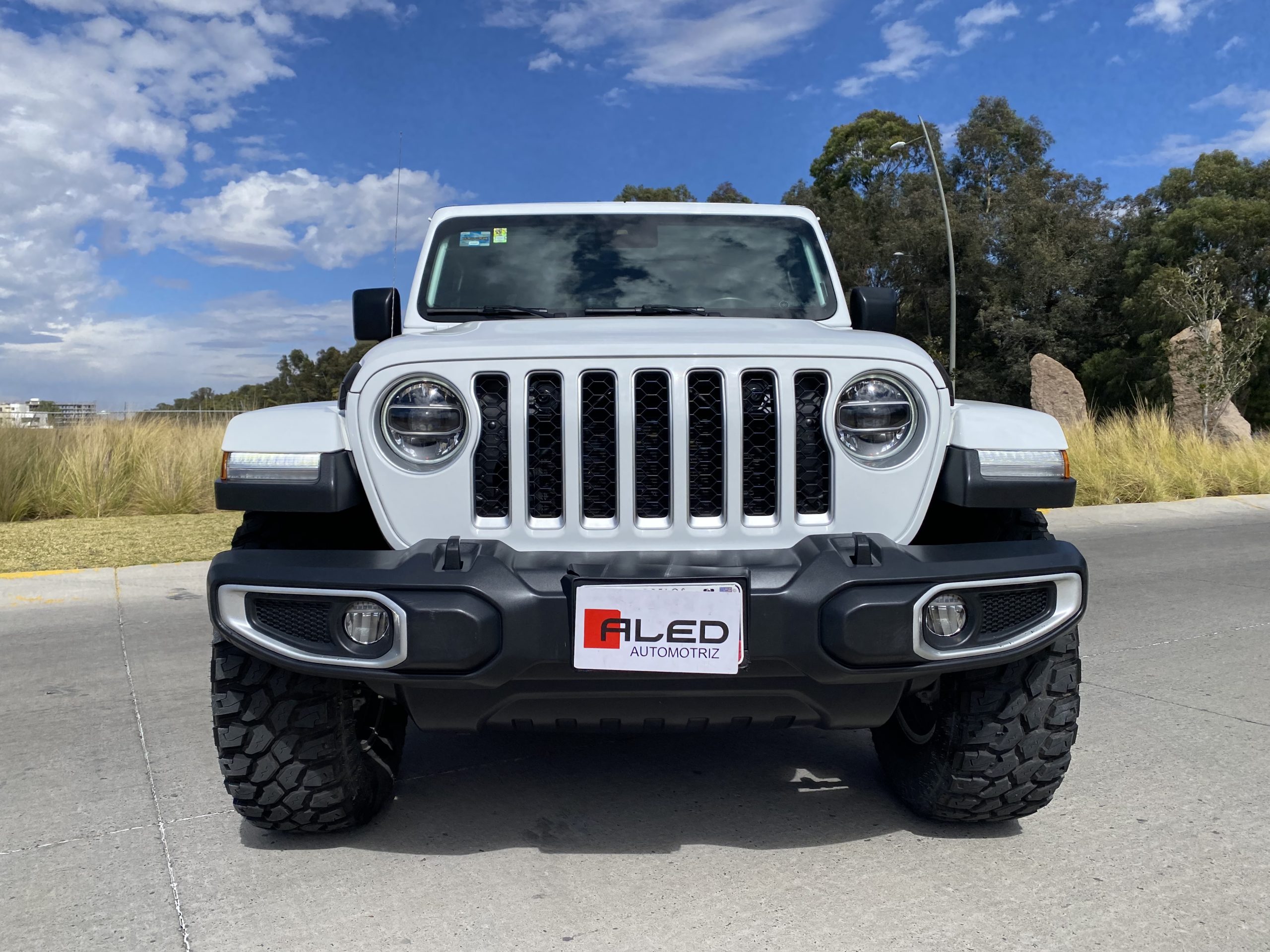 Jeep Gladiator 2021 Overland Automático Blanco