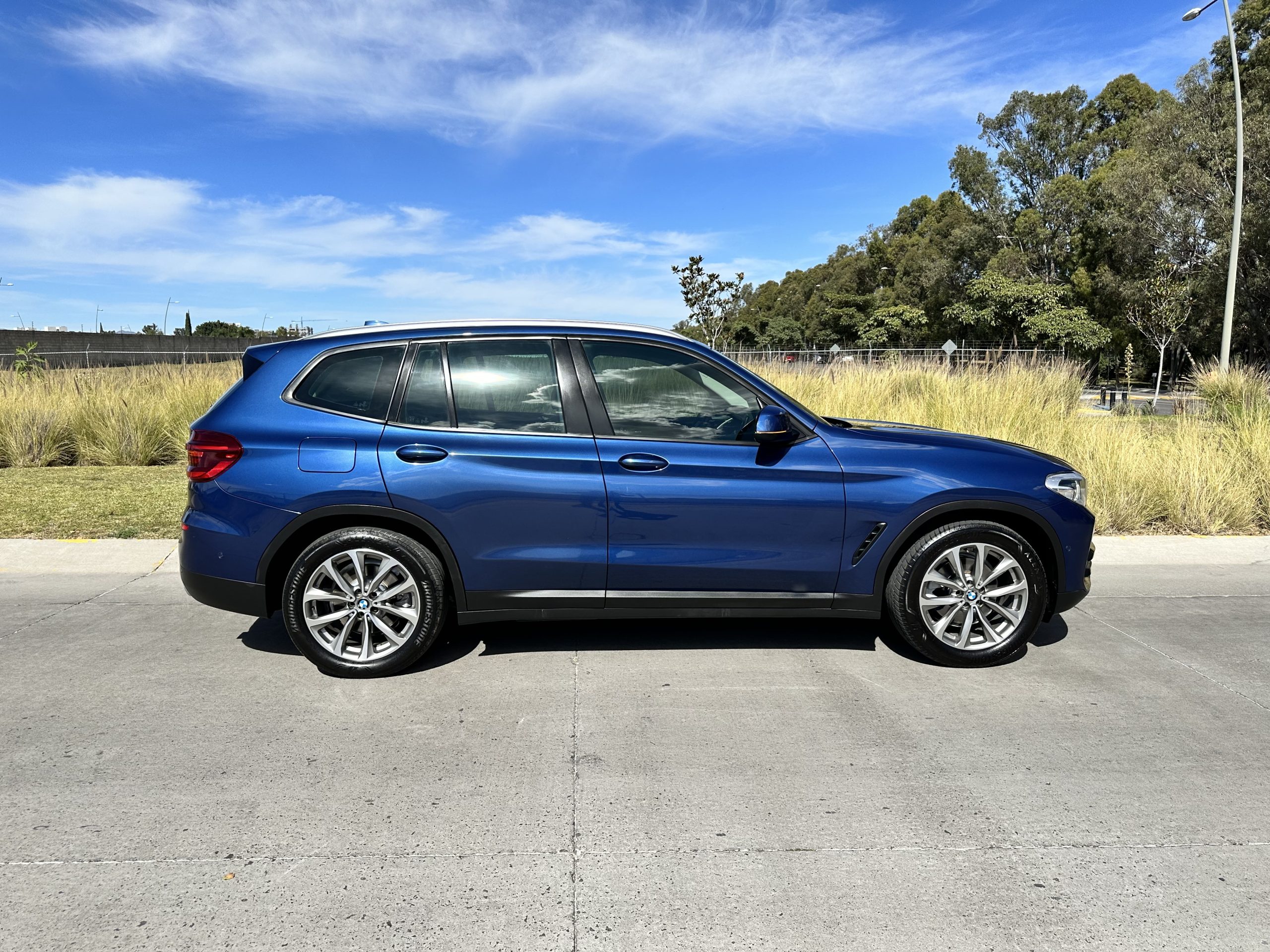BMW X3 2020 30ia X LINE Automático Azul