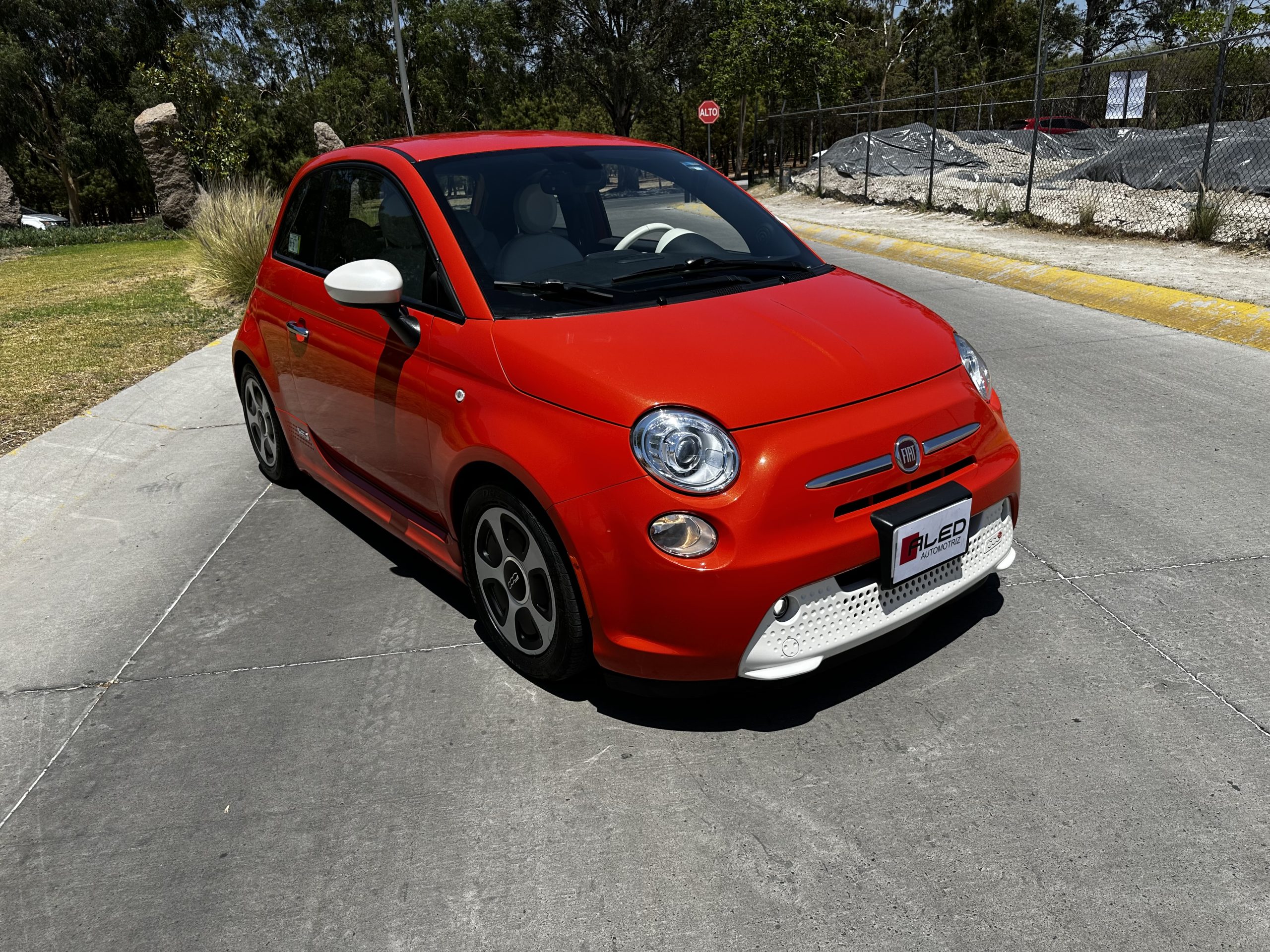 Fiat 500 2016 500e Automático Naranja