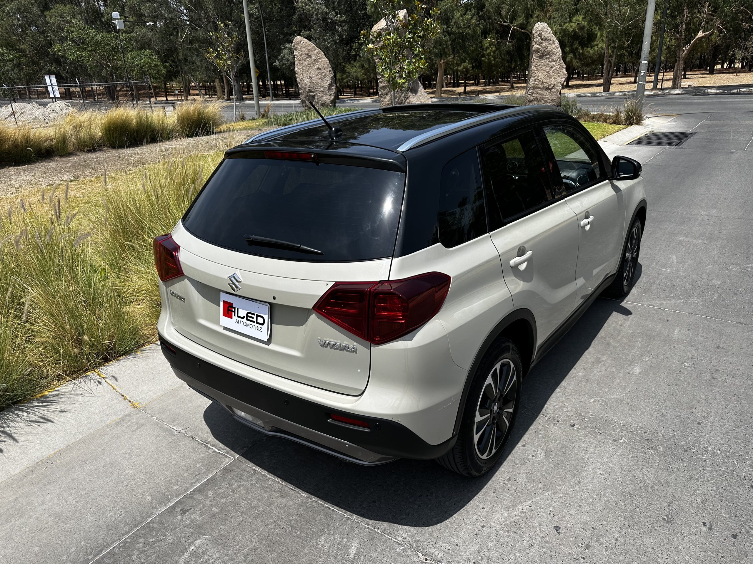 Suzuki Vitara 2021 GLX Automático Beige