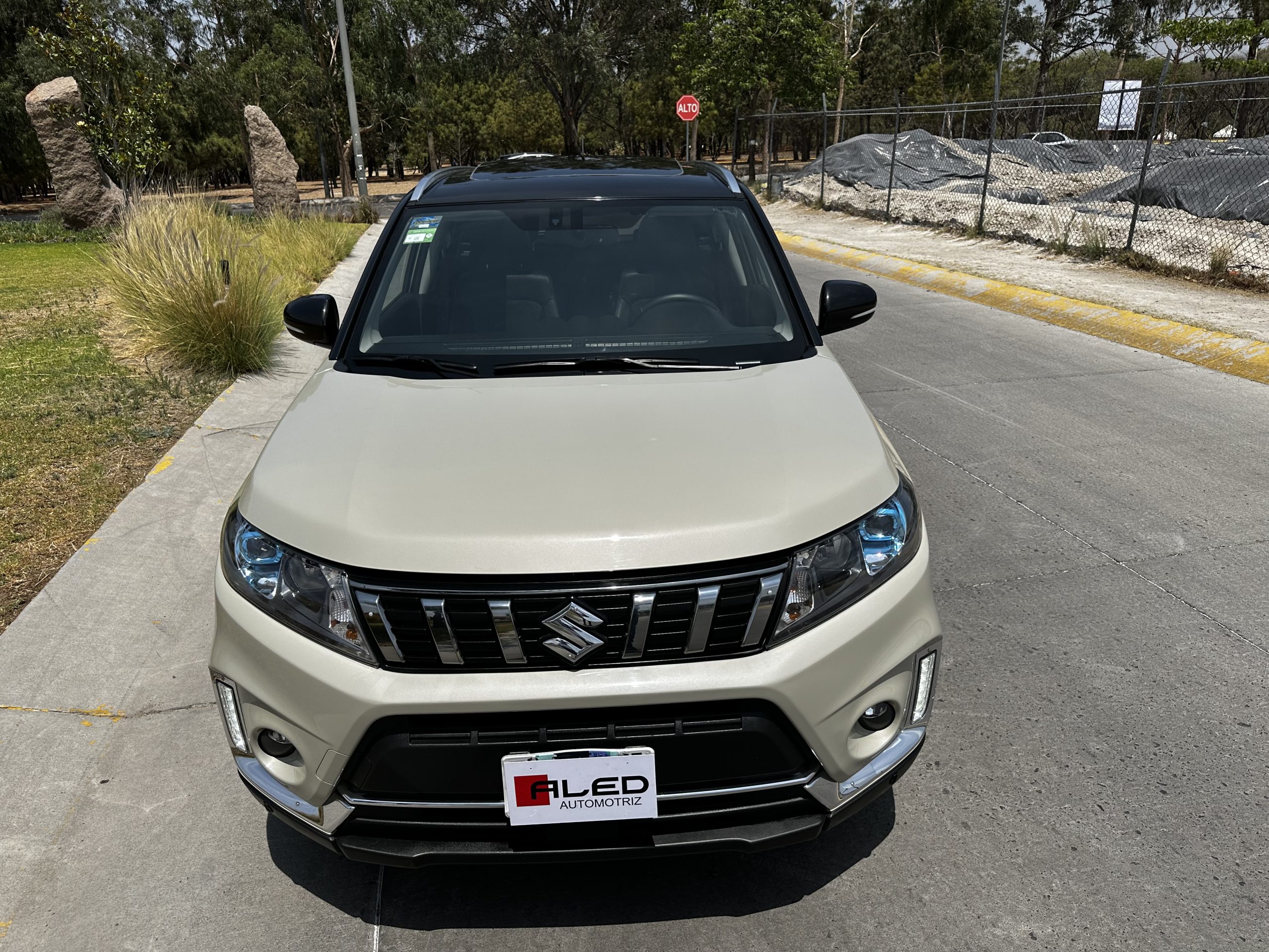 Suzuki Vitara 2021 GLX Automático Beige