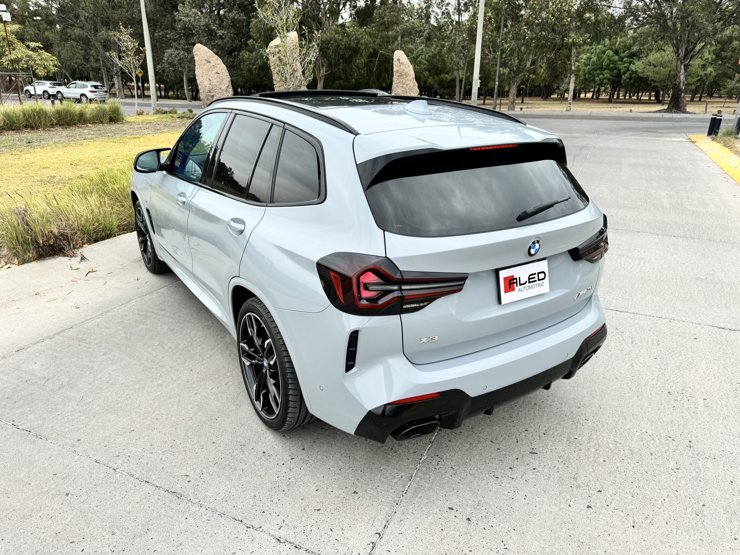 BMW X3 2023 M40 Automático Gris