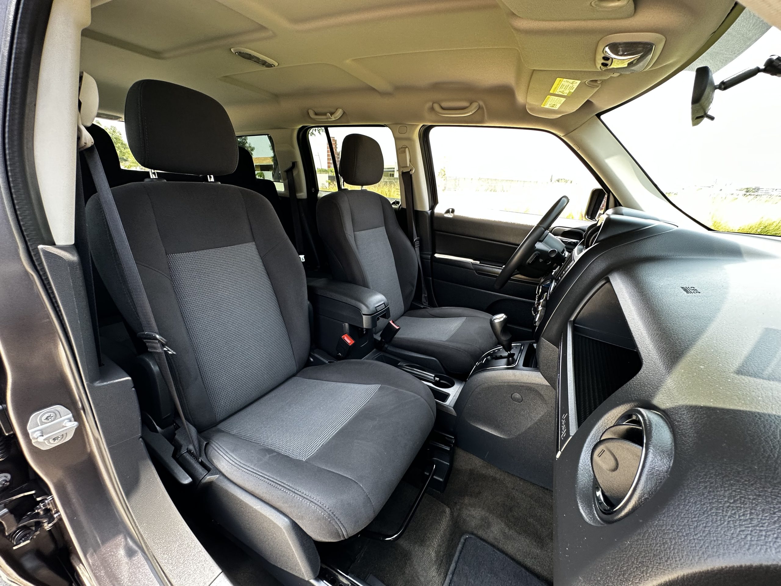 Jeep Patriot 2016 Latitude Automático Gris