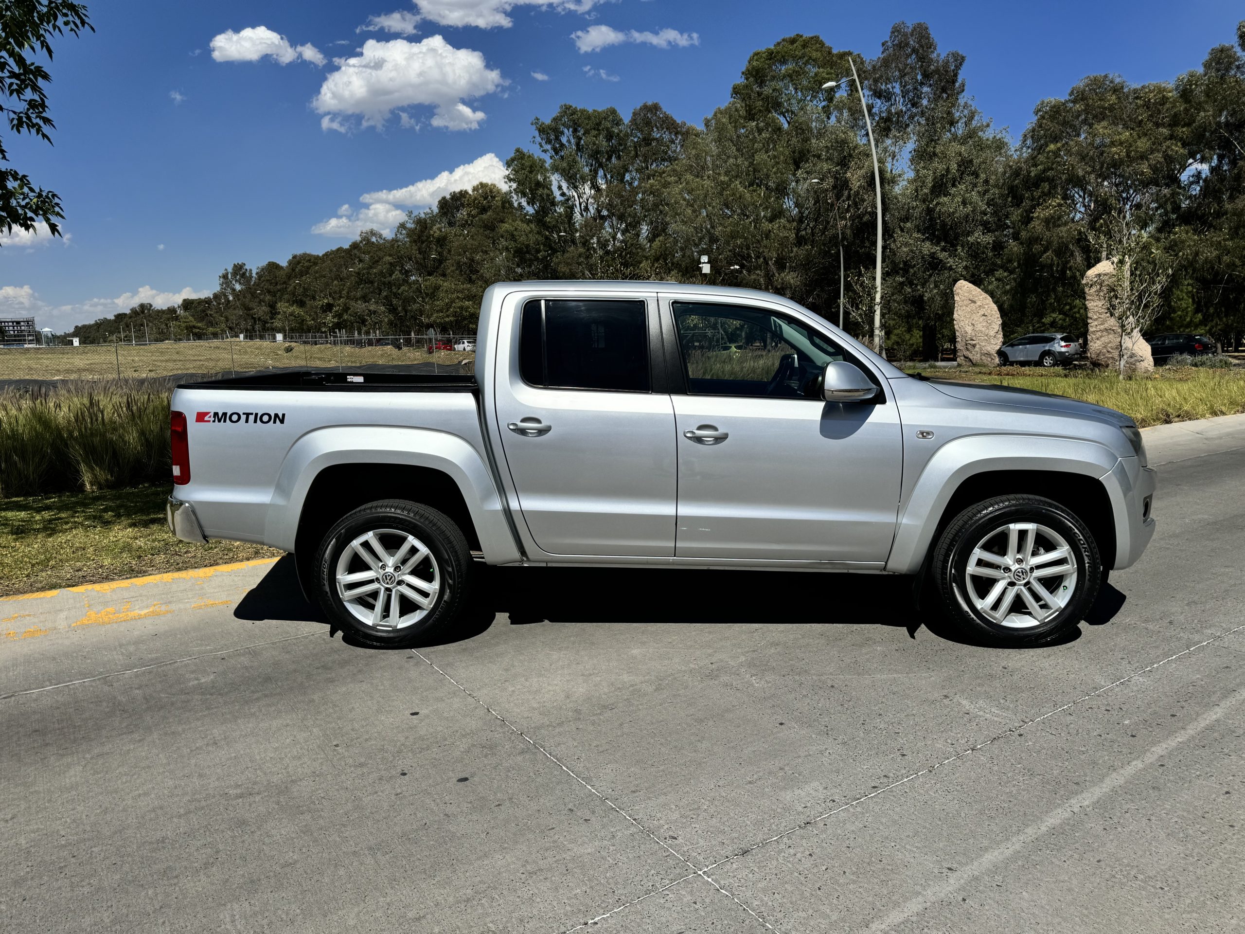 Volkswagen Amarok 2017 Highline 4 Motion Automático Plata