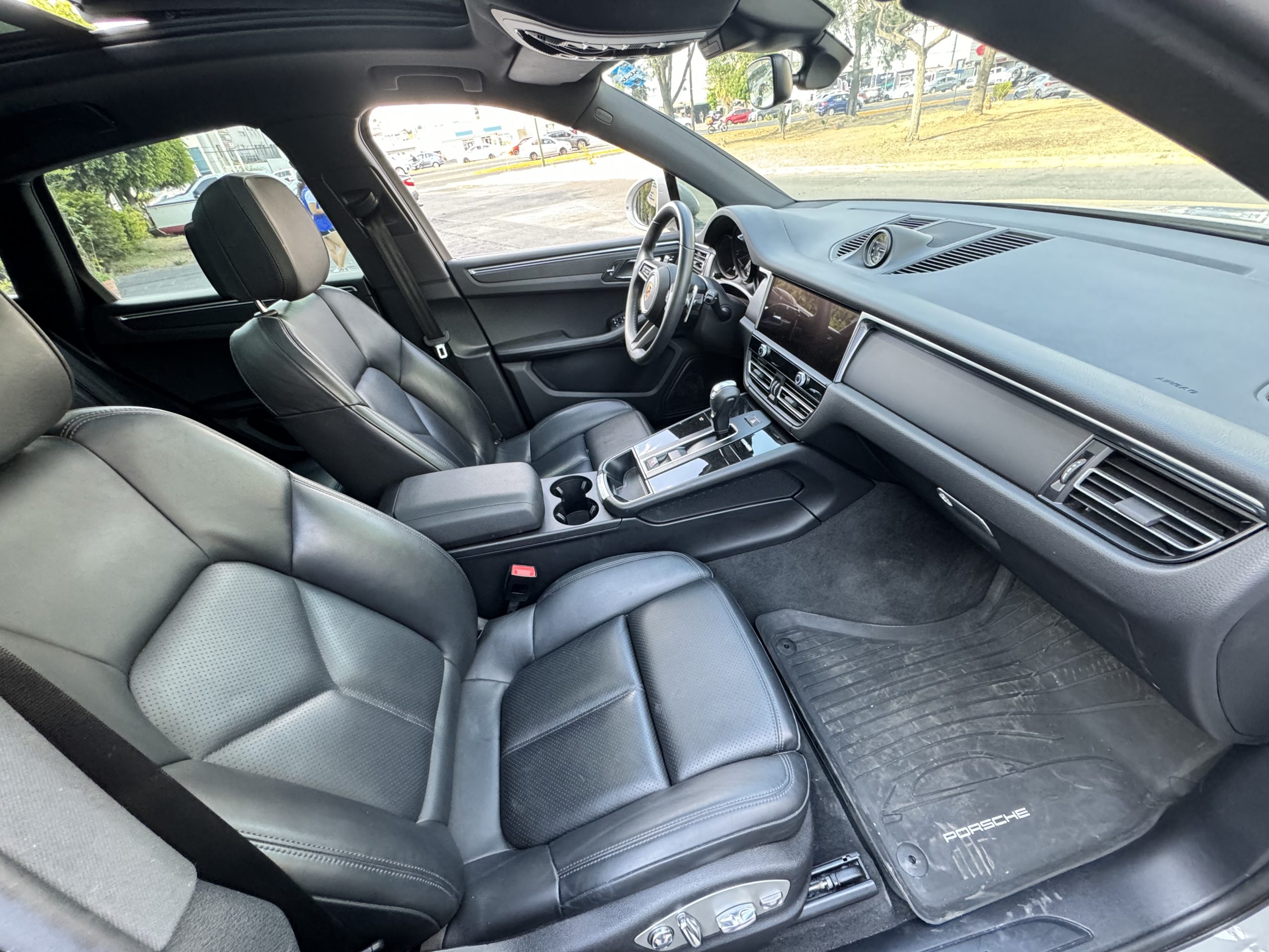 Porsche Macan 2023 T Automático Gris