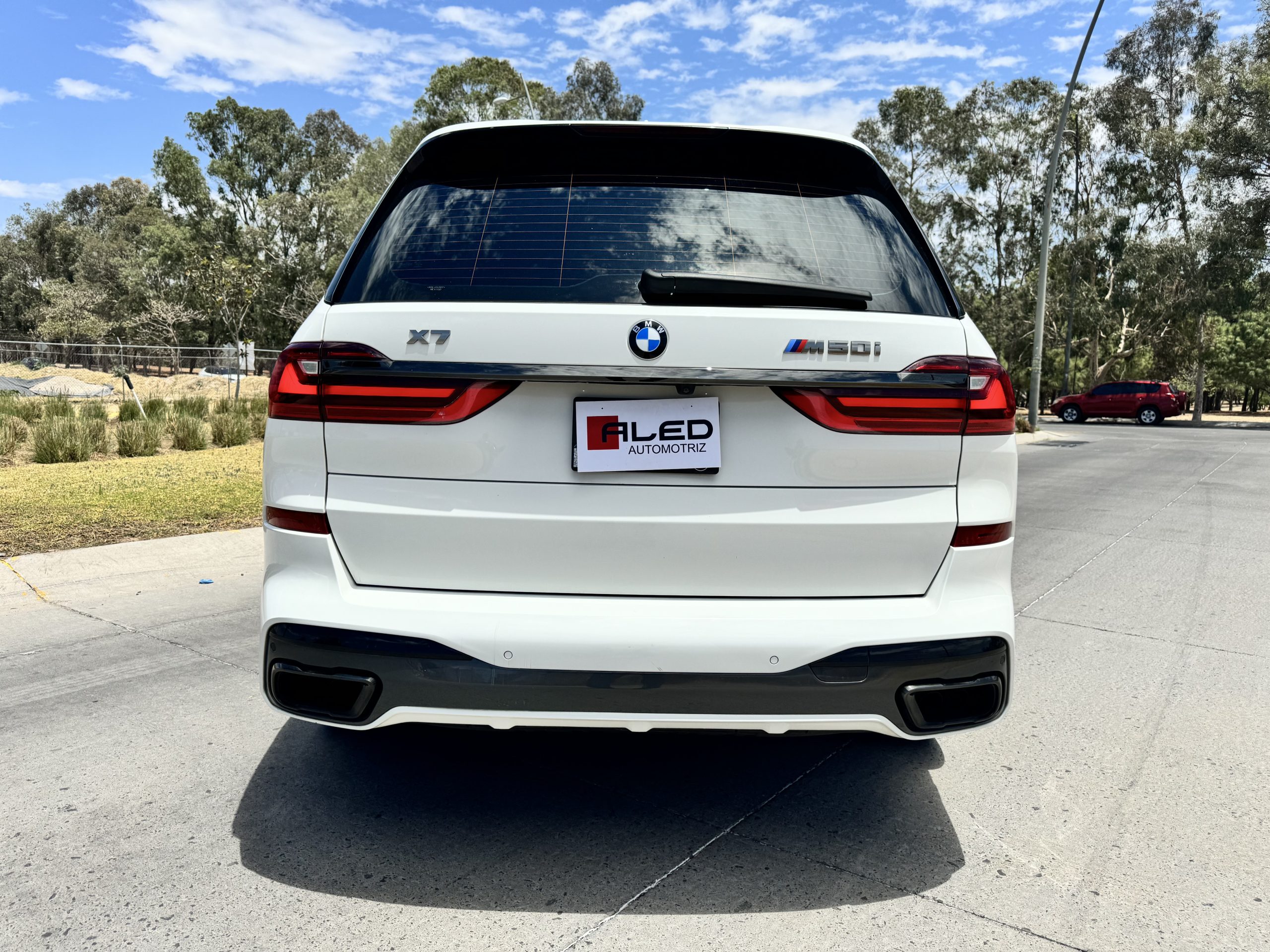 BMW X7 2022 X50i Automático Blanco