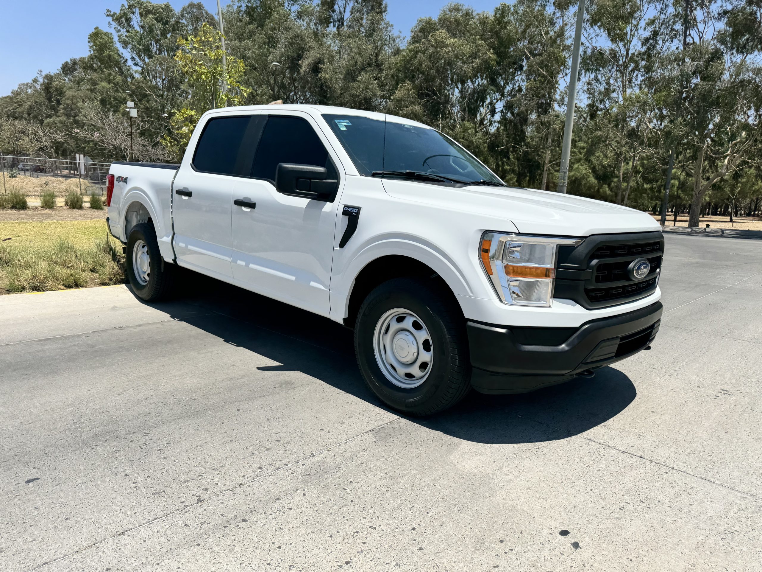 Ford F150 2021 XLT Automático Blanco