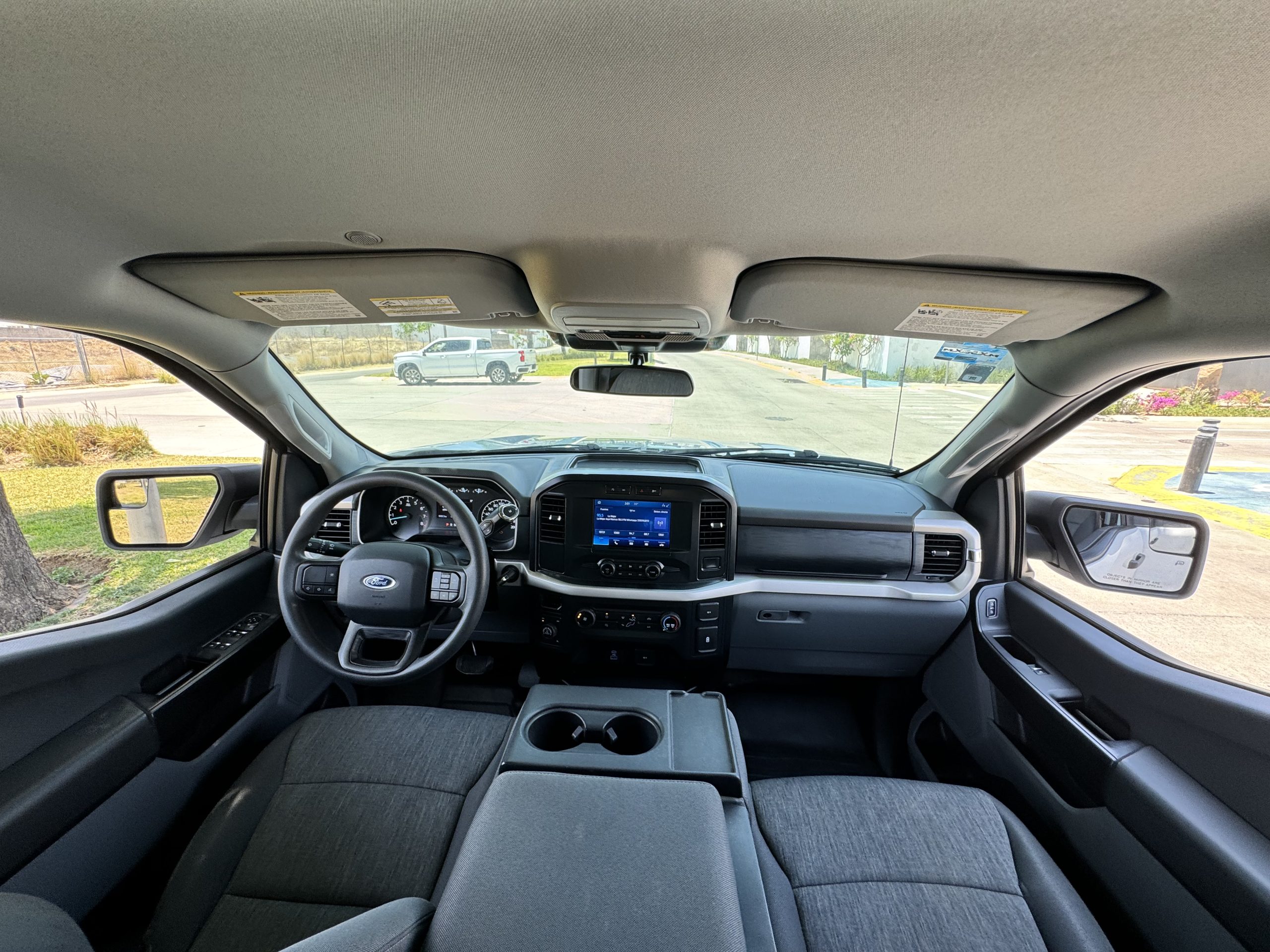 Ford F150 2021 XLT Automático Blanco