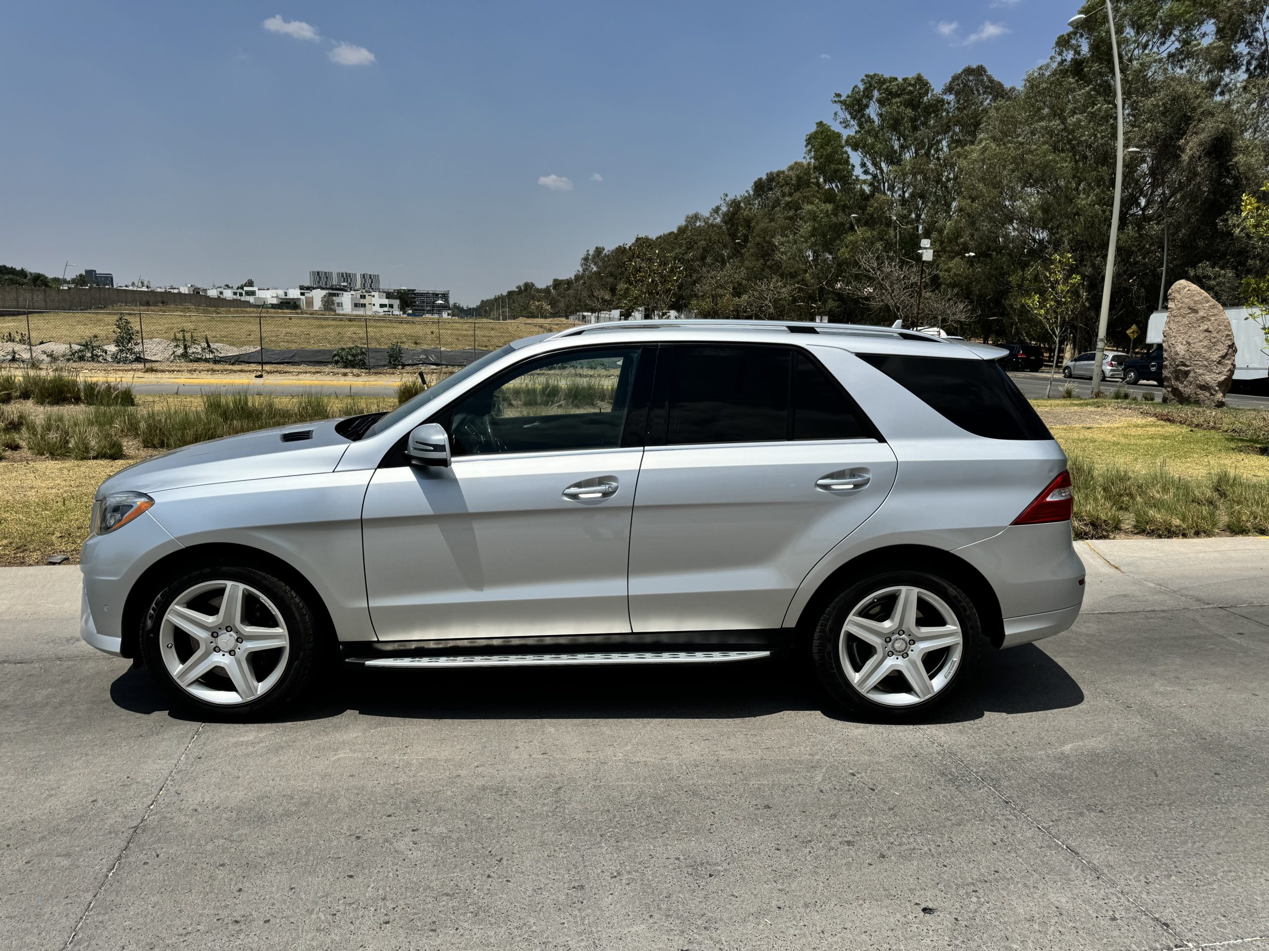 Mercedes-Benz Clase ML 2015 350 Automático Plata