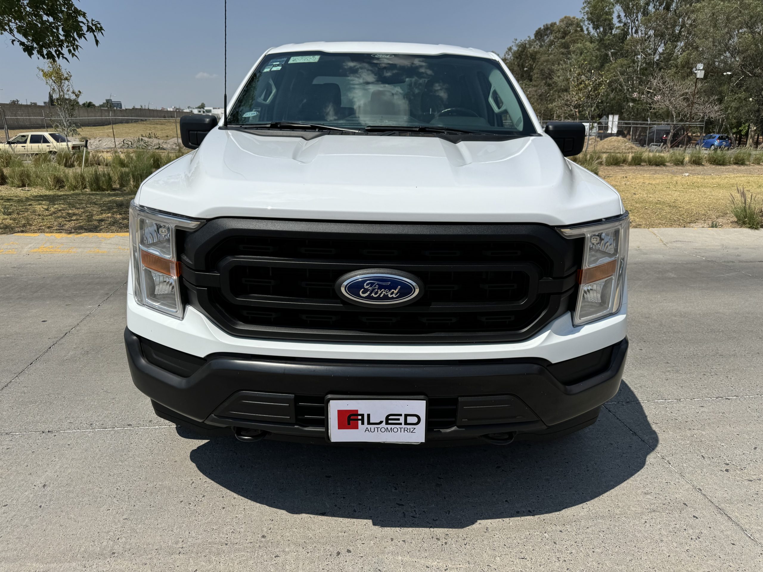 Ford F150 2022 XLT Automático Blanco