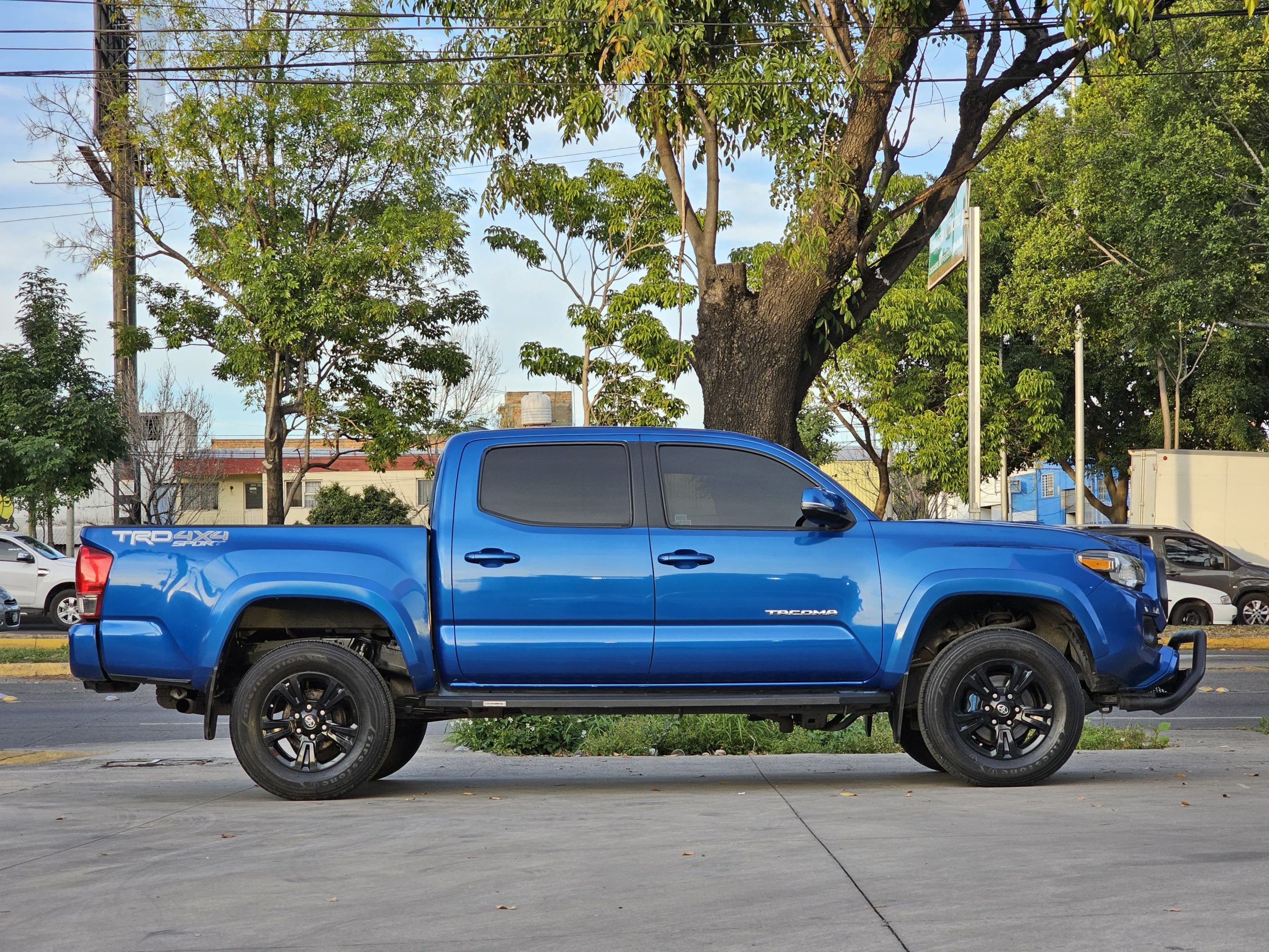 Toyota Tacoma 2016 TRD Sport 4x4 Automático Azul