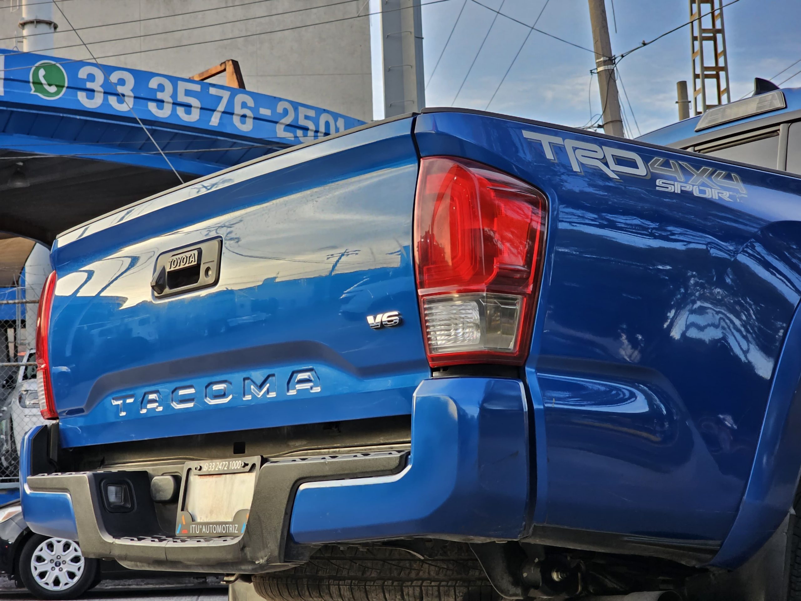 Toyota Tacoma 2016 TRD Sport 4x4 Automático Azul