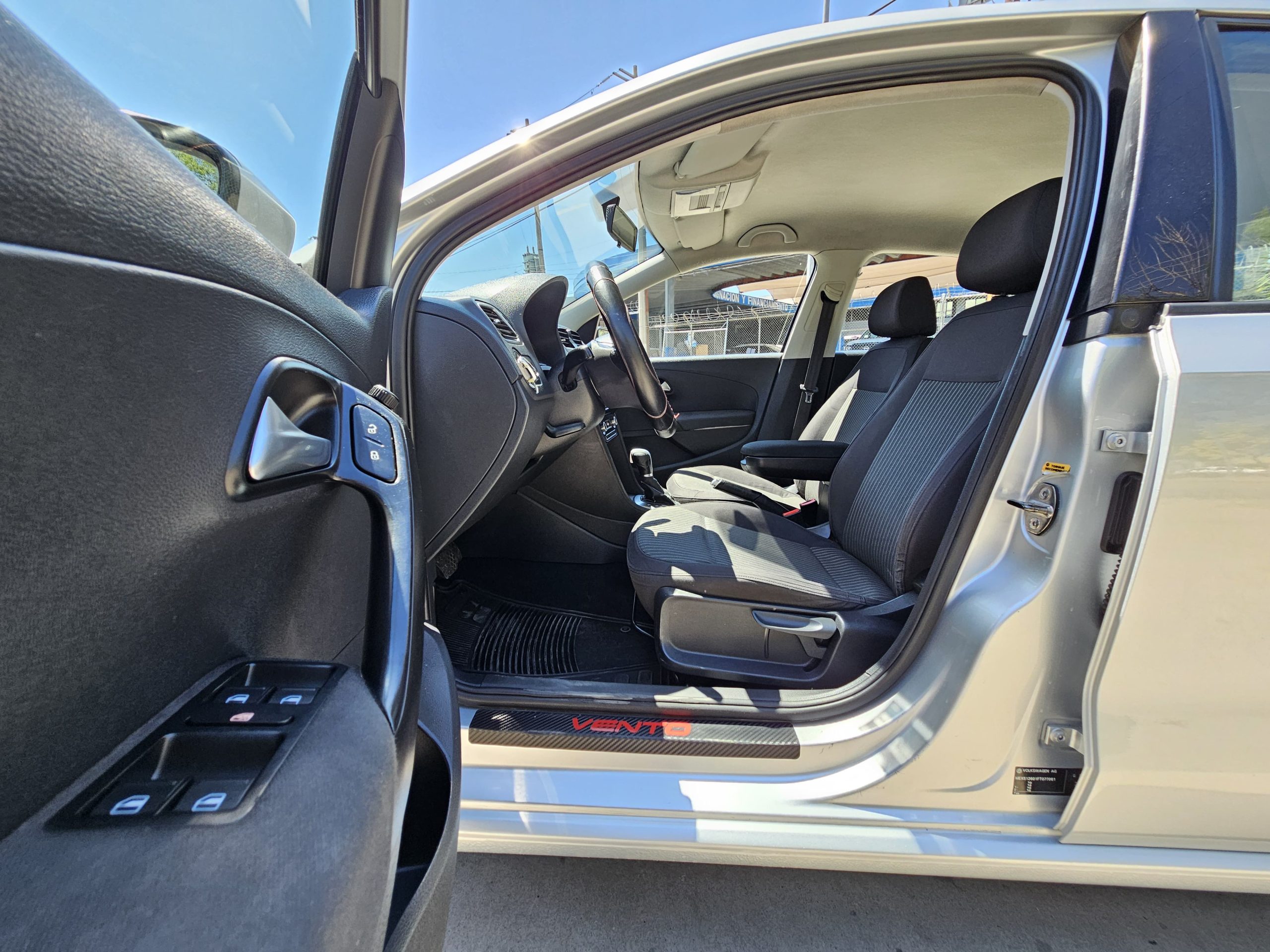 Volkswagen Vento 2015 Highline Automático Plata