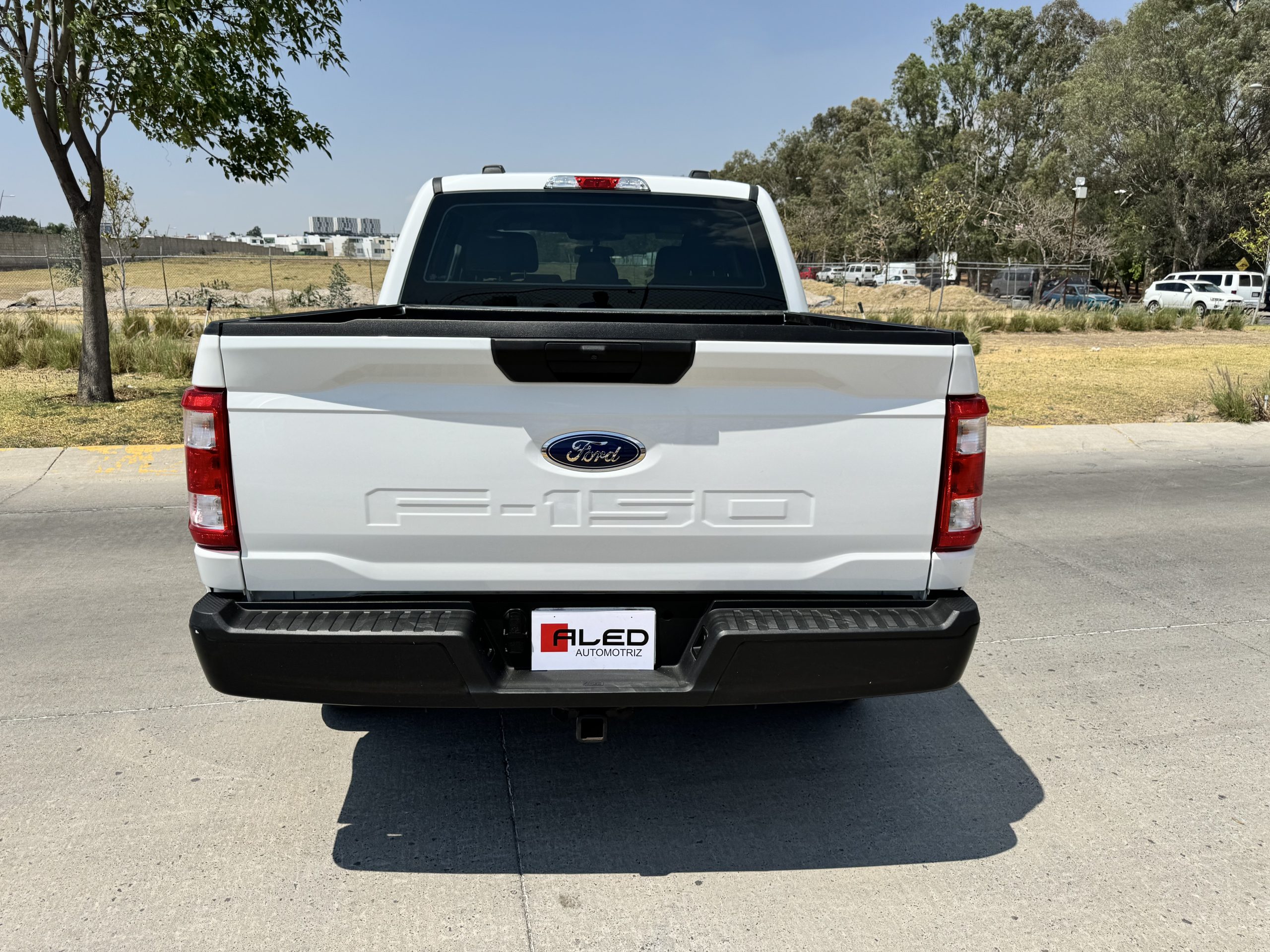 Ford F150 2022 XLT Automático Blanco