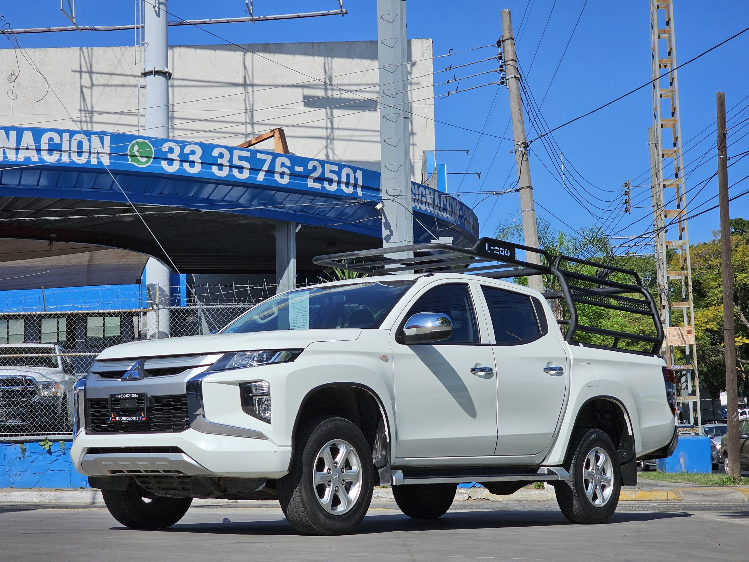 Mitsubishi L200 2022 Diesel 4x4 Manual Blanco